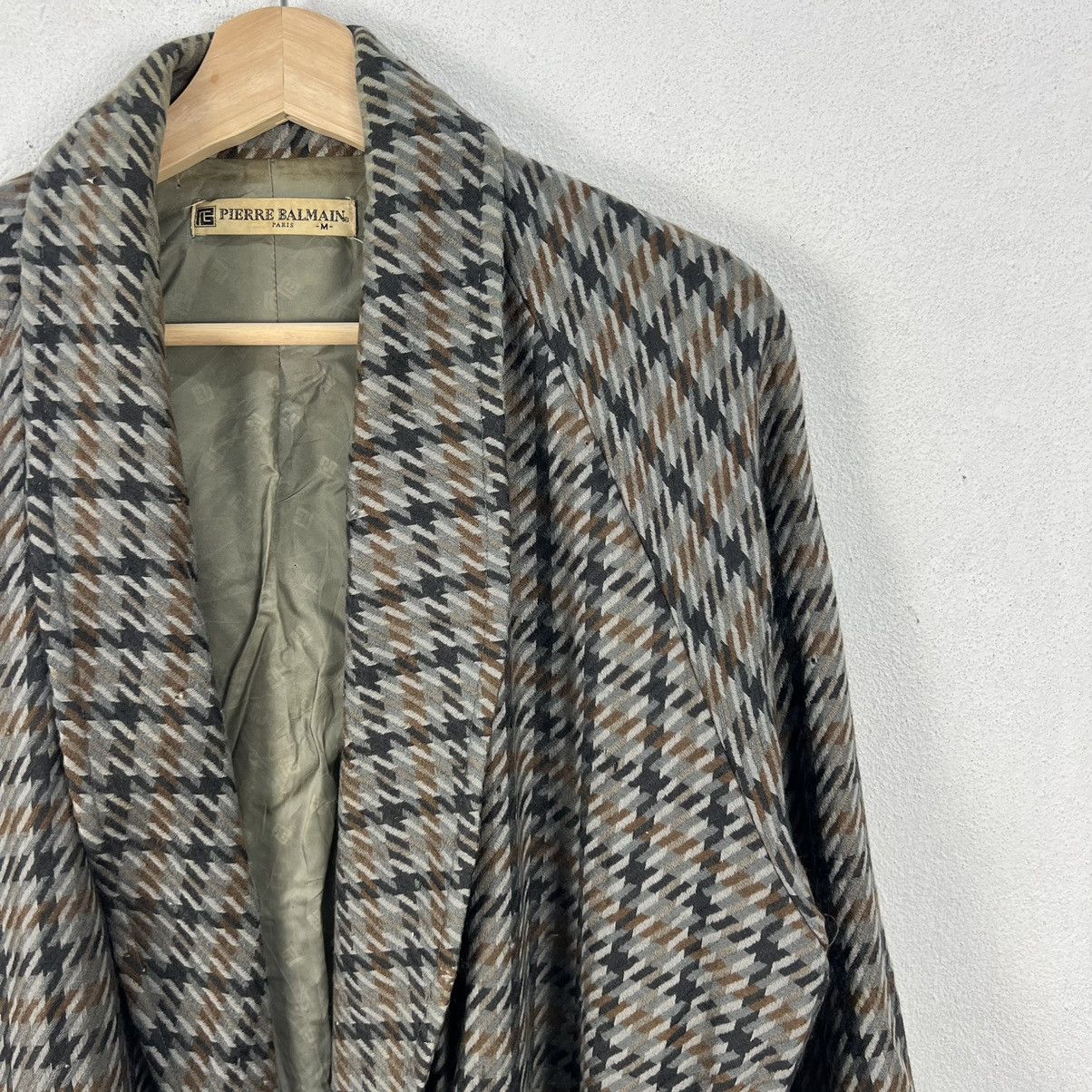 Japanese Brand VINTAGE PIERRE BALMAIN PARIS BATHROBE NOVA CHECK DESIGN Size US M / EU 48-50 / 2 - 4 Thumbnail