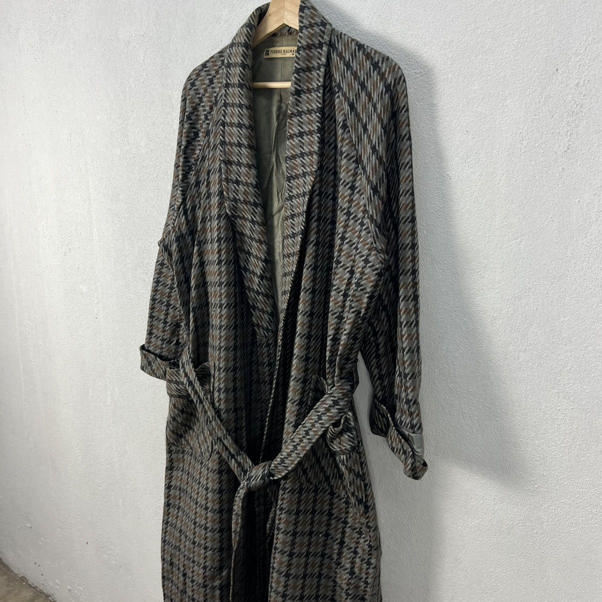 Japanese Brand VINTAGE PIERRE BALMAIN PARIS BATHROBE NOVA CHECK DESIGN Size US M / EU 48-50 / 2 - 3 Thumbnail