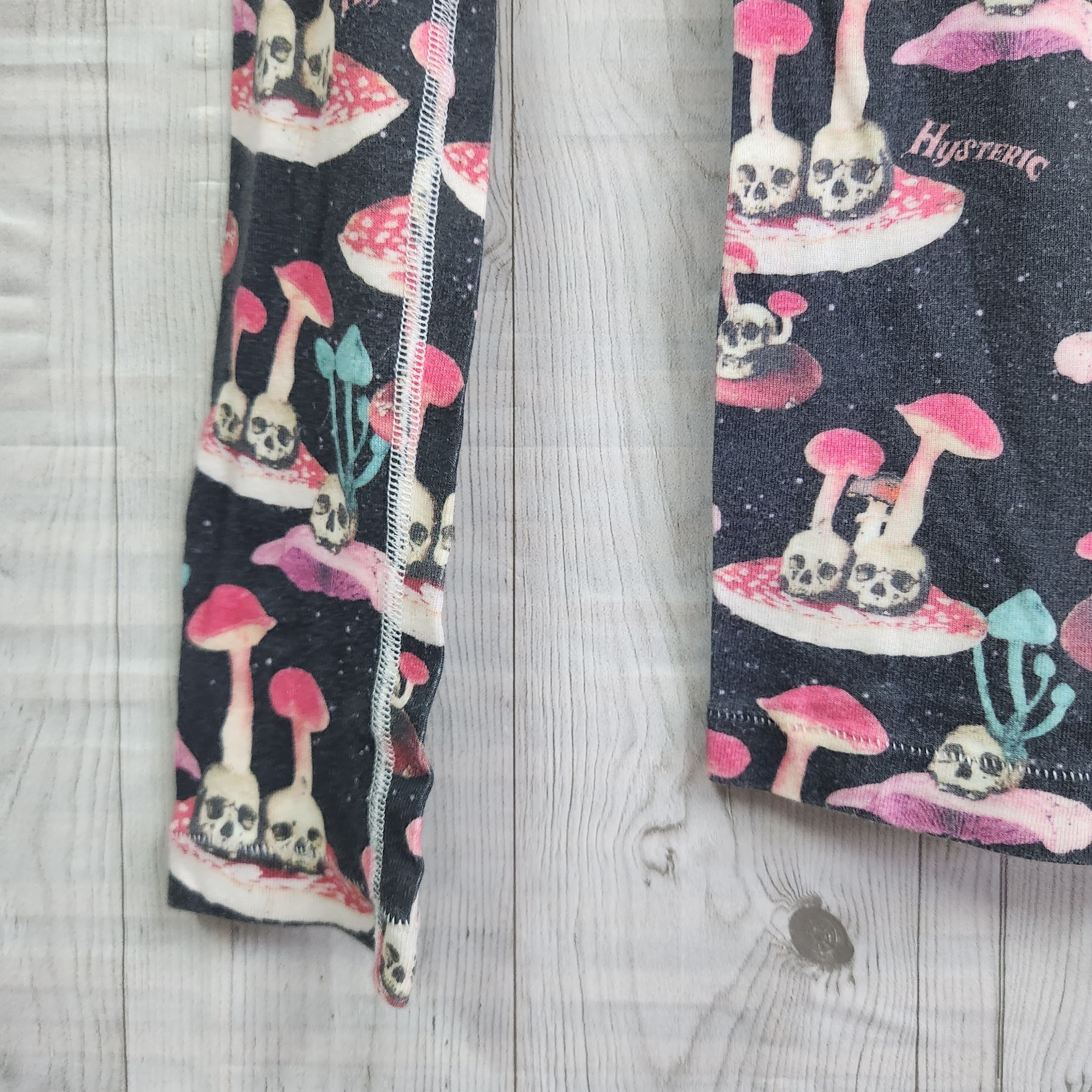 Hysteric Glamour Hysteric Glamour Skulls Kinky Slick Stretchable TShirt Size ONE SIZE - 11 Thumbnail
