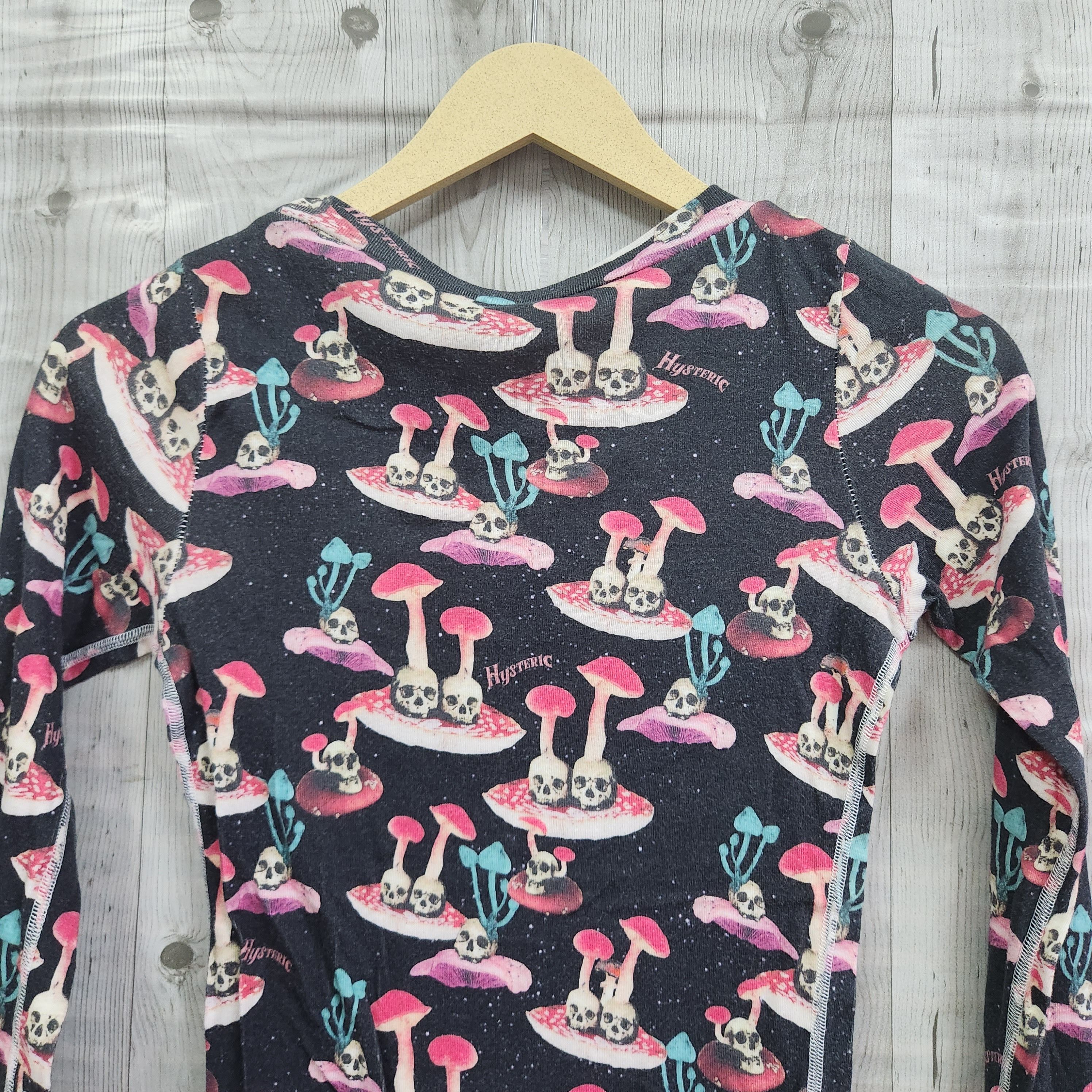 Hysteric Glamour Hysteric Glamour Skulls Kinky Slick Stretchable TShirt Size ONE SIZE - 8 Thumbnail