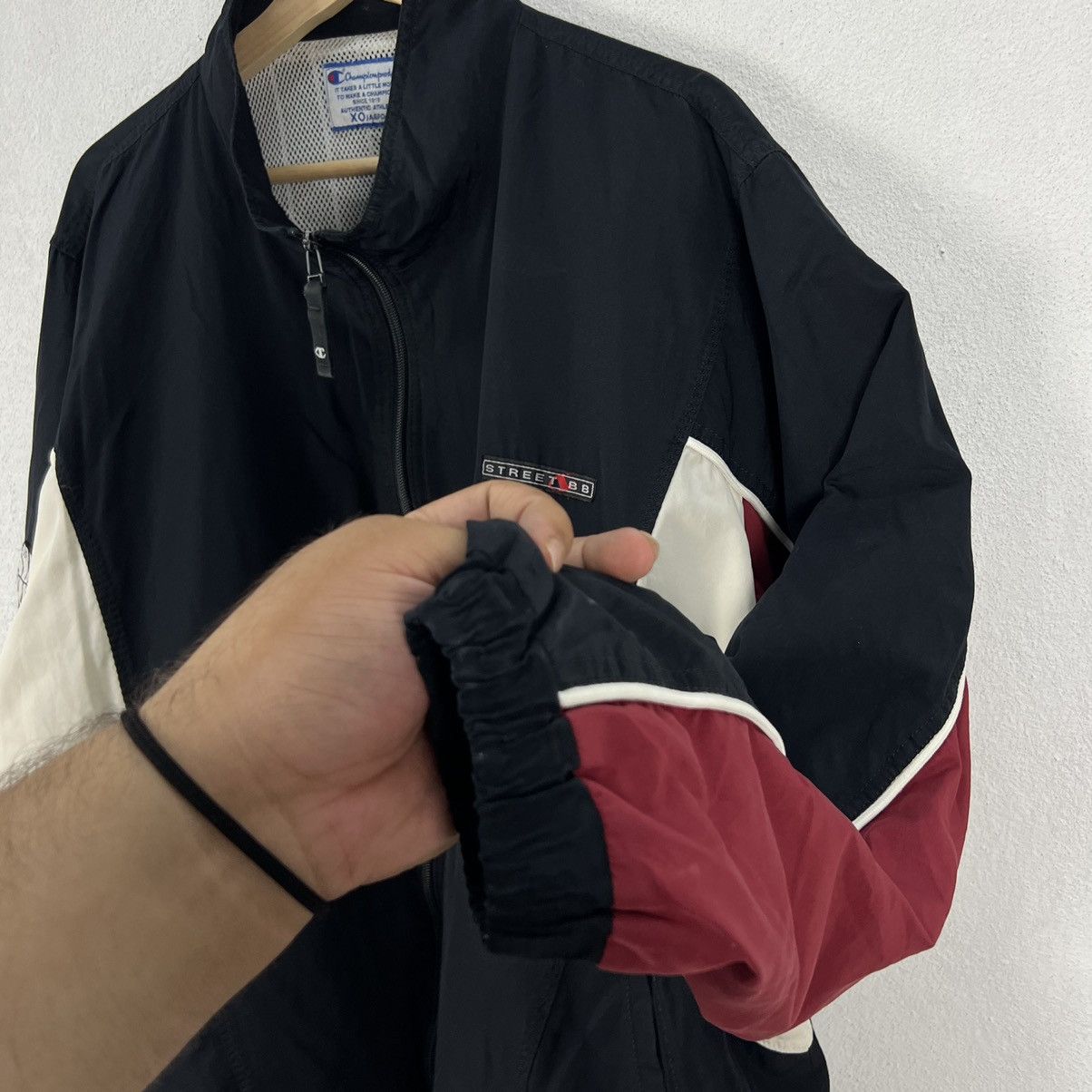 Champion VINTAGE CHAMPION COACH BOMBER JACKET RARE DESIGN Size US M / EU 48-50 / 2 - 9 Thumbnail