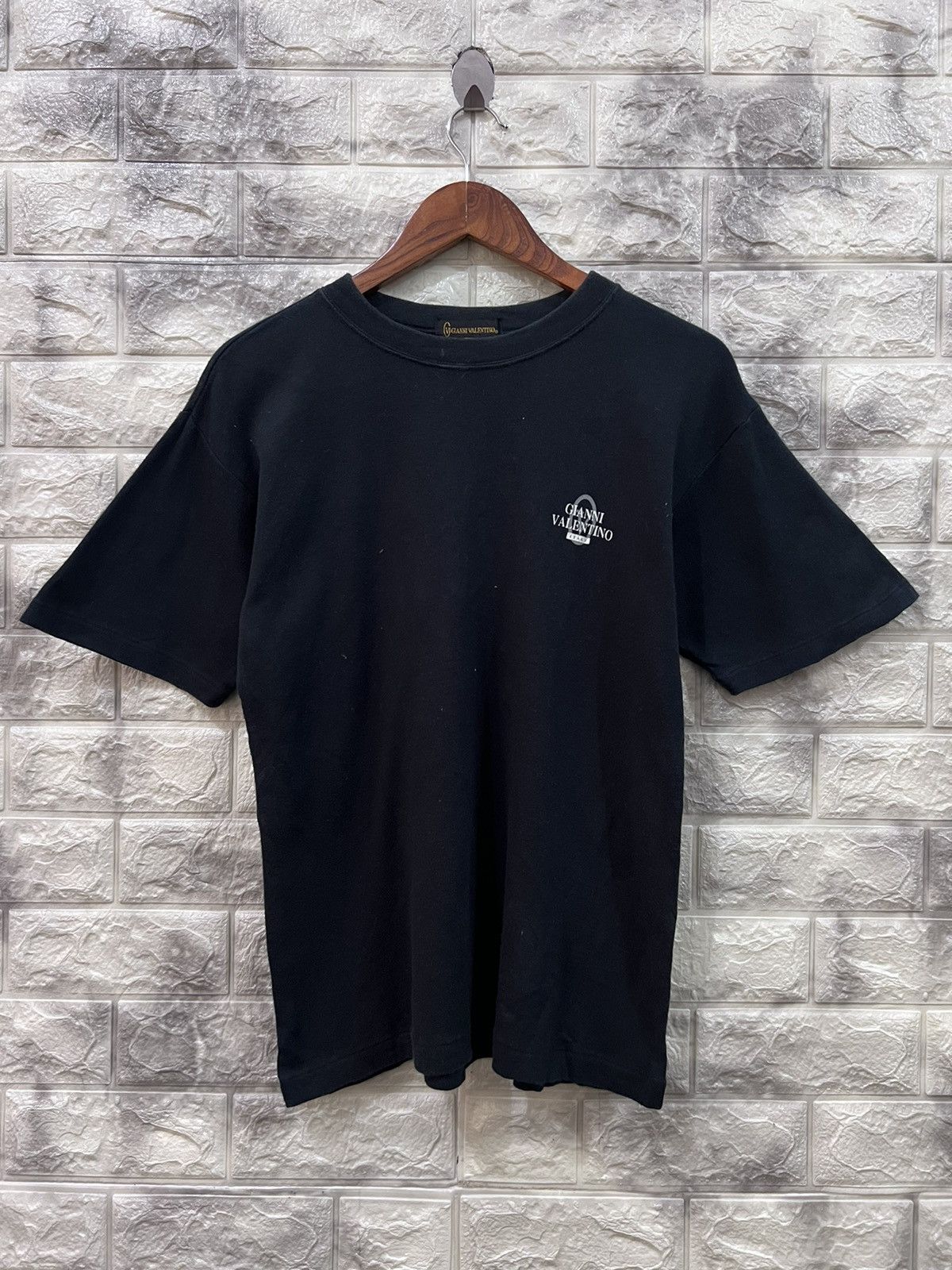 image of Vintage 90’S Gianni Valentino Tee in Black, Men's (Size Small)