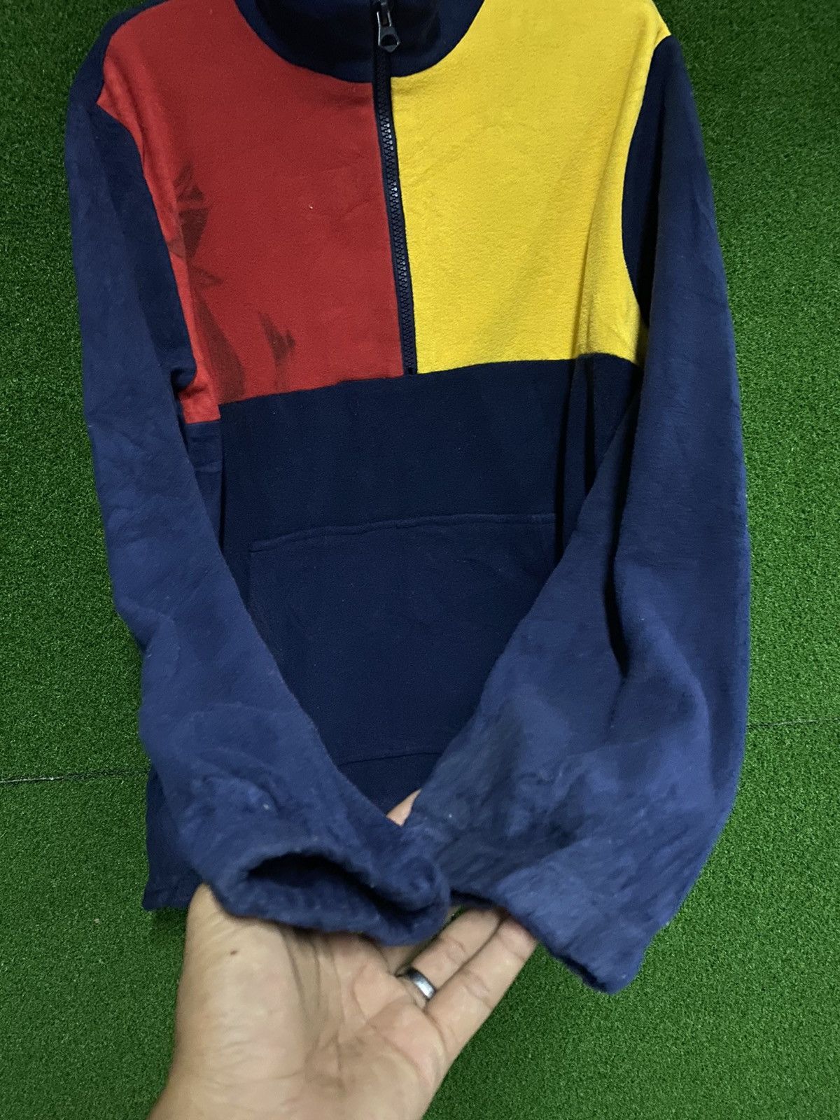 Forever 21 FOREVER 21 MEN’S MULTICOLOUR FLEECE SWEATER Size US M / EU 48-50 / 2 - 3 Thumbnail