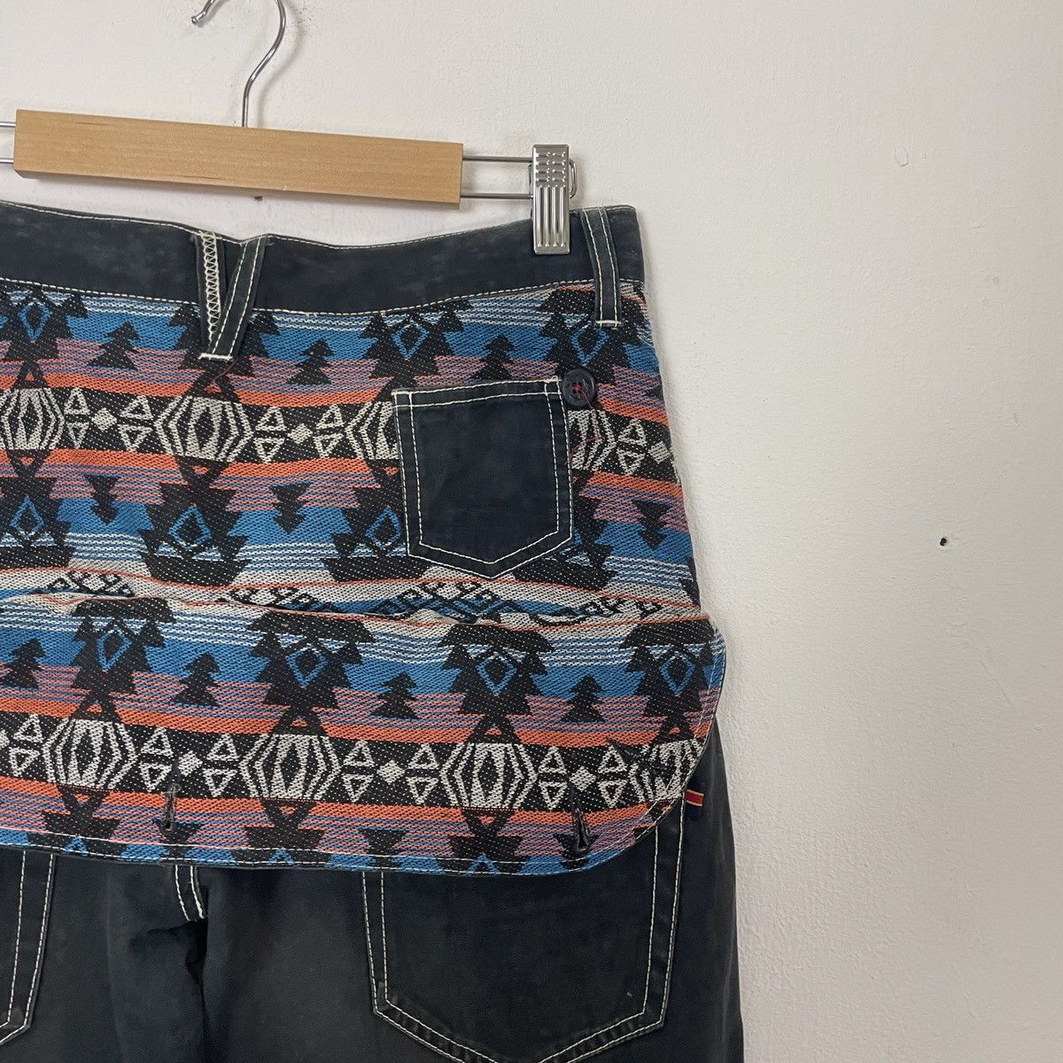 Other Vintage Unbranded Aztec Navajo Style Denim Jeans Size US 30 / EU 46 - 2 Thumbnail