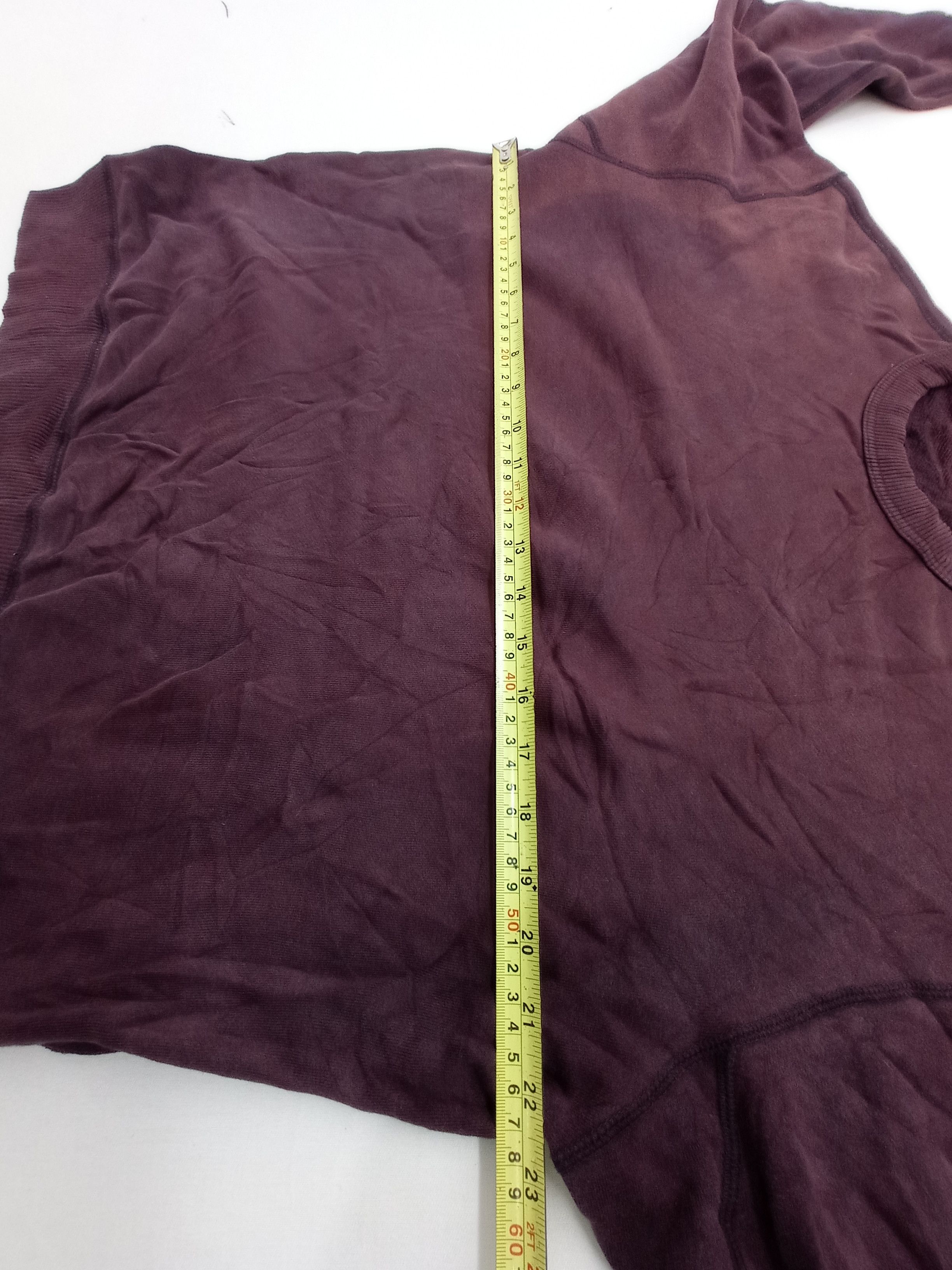 Uniqlo Vintage Uniqlo Maroon Sweatshirt Size US L / EU 52-54 / 3 - 5 Thumbnail