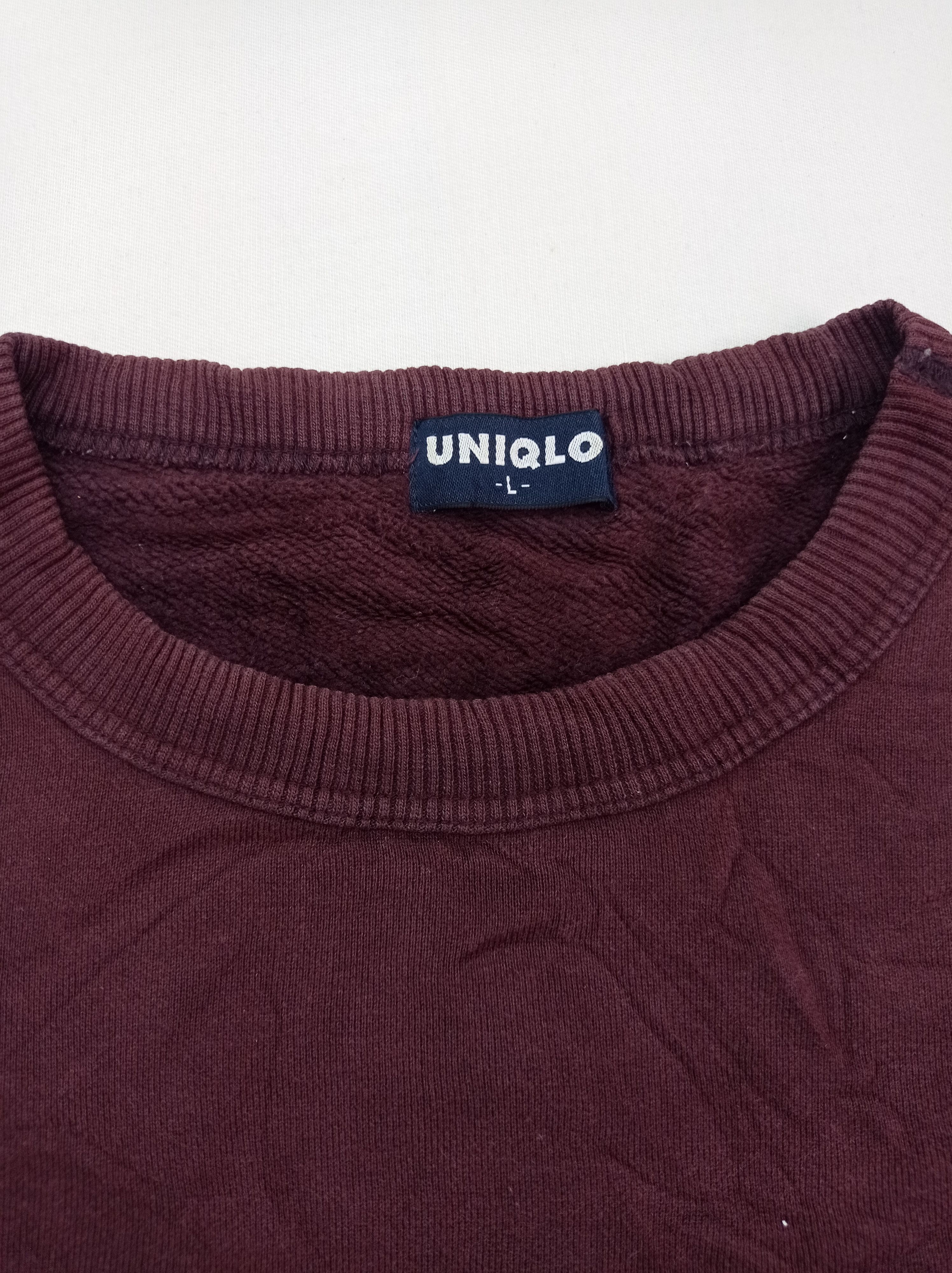 Uniqlo Vintage Uniqlo Maroon Sweatshirt Size US L / EU 52-54 / 3 - 9 Thumbnail