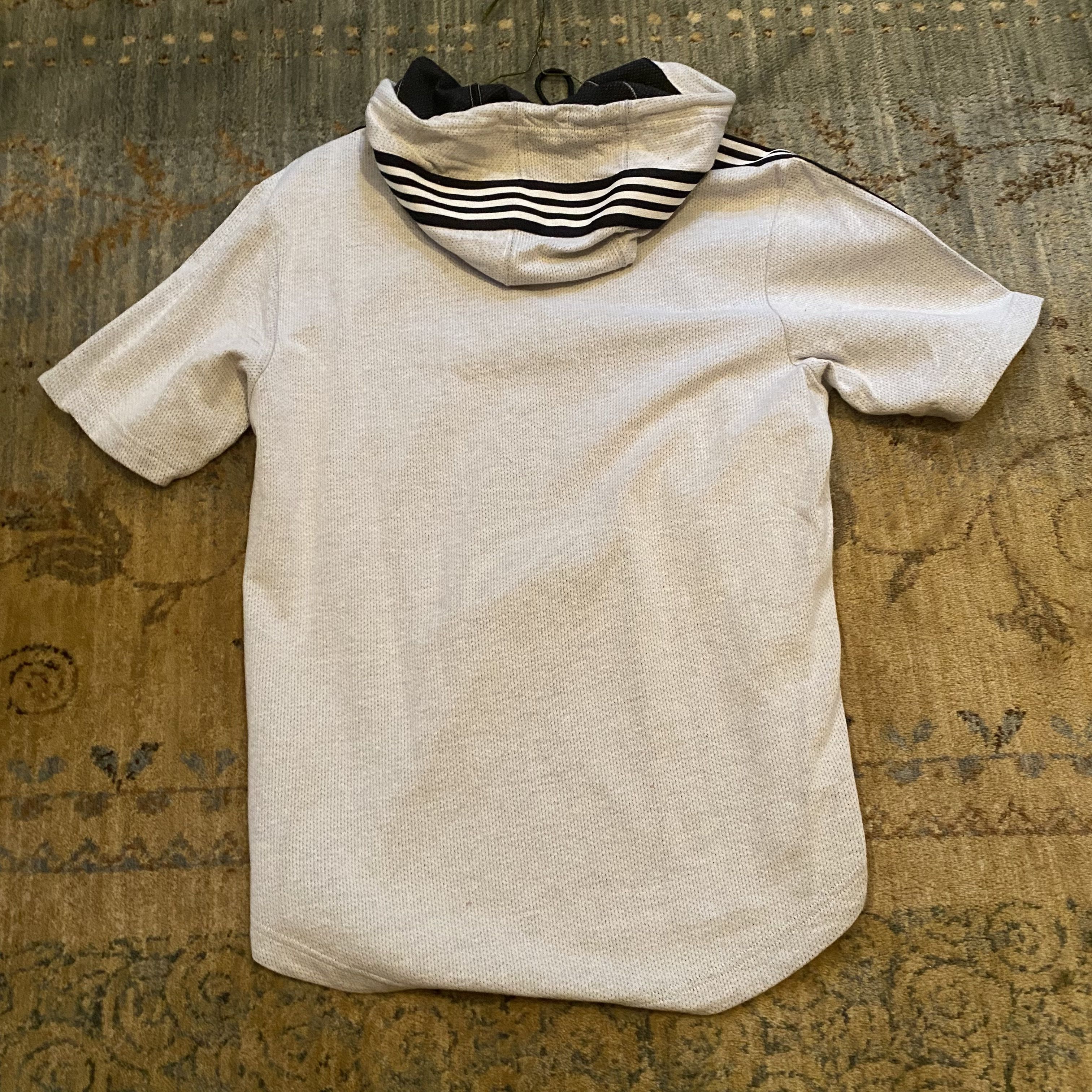 Adidas Short Sleeve Hoodie Size US S / EU 44-46 / 1 - 4 Thumbnail