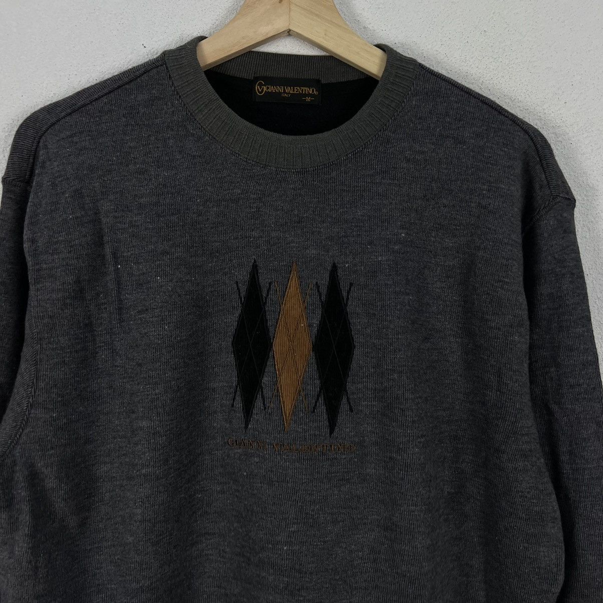 Vintage VINTAGE GIANNI VALENTINO SWEATSHIRT EMBROIDERY BIG LOGO Size US M / EU 48-50 / 2 - 3 Thumbnail