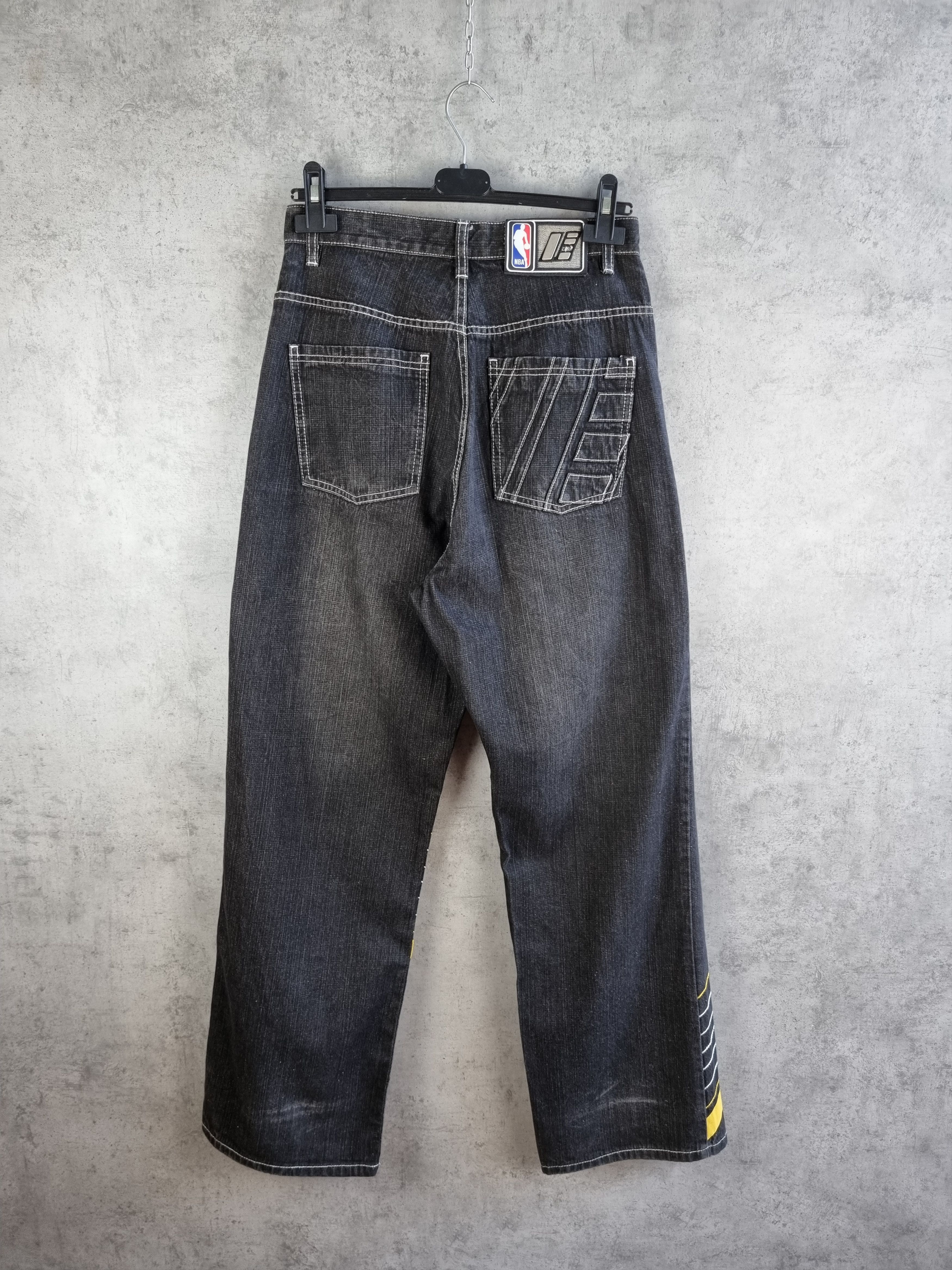 NBA × Vintage 90s Los Angeles Lakers Big logo Vintage Denim Pant Size US 30 / EU 46 - 3 Thumbnail
