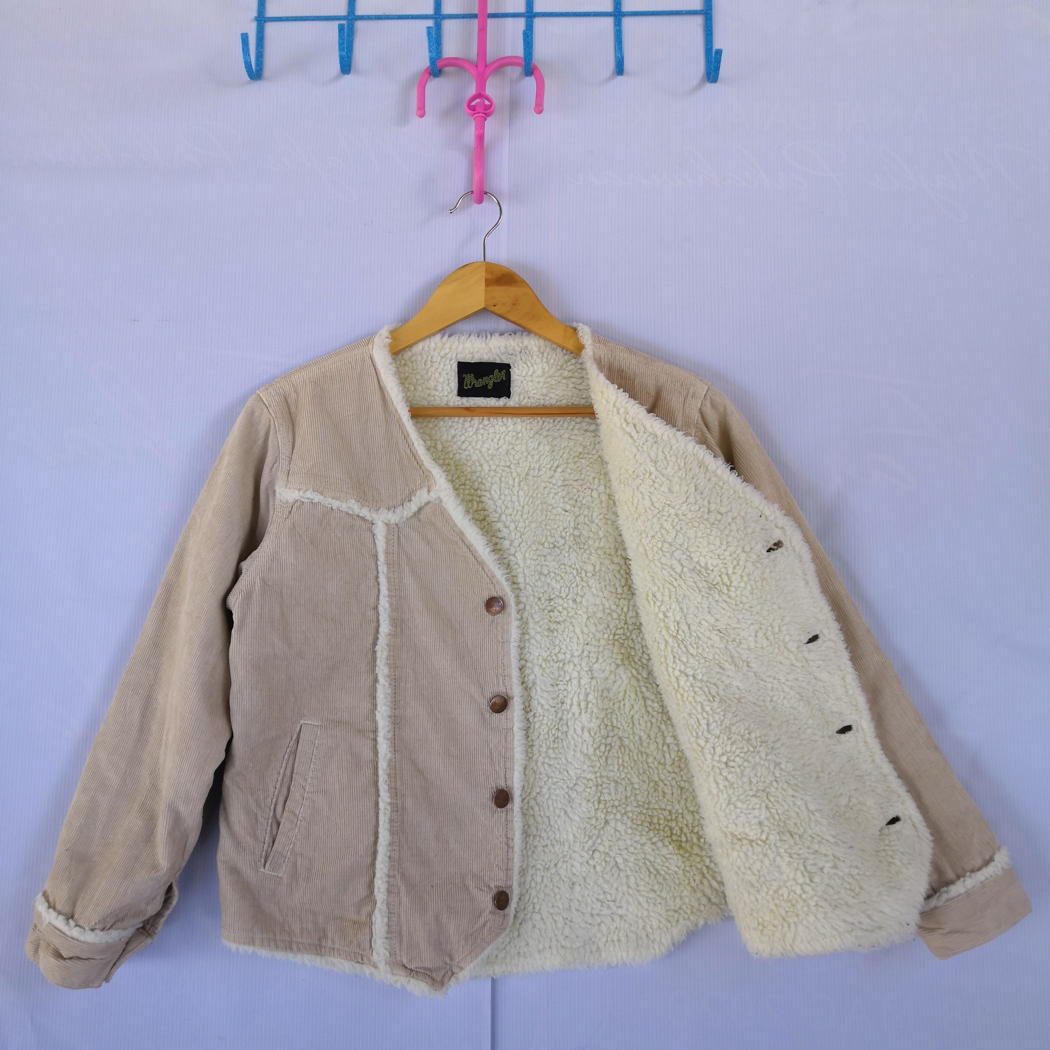 Vintage Wrangler Corduroy Jacket with Shearling Fleece Inner Jacket Size US M / EU 48-50 / 2 - 6 Thumbnail