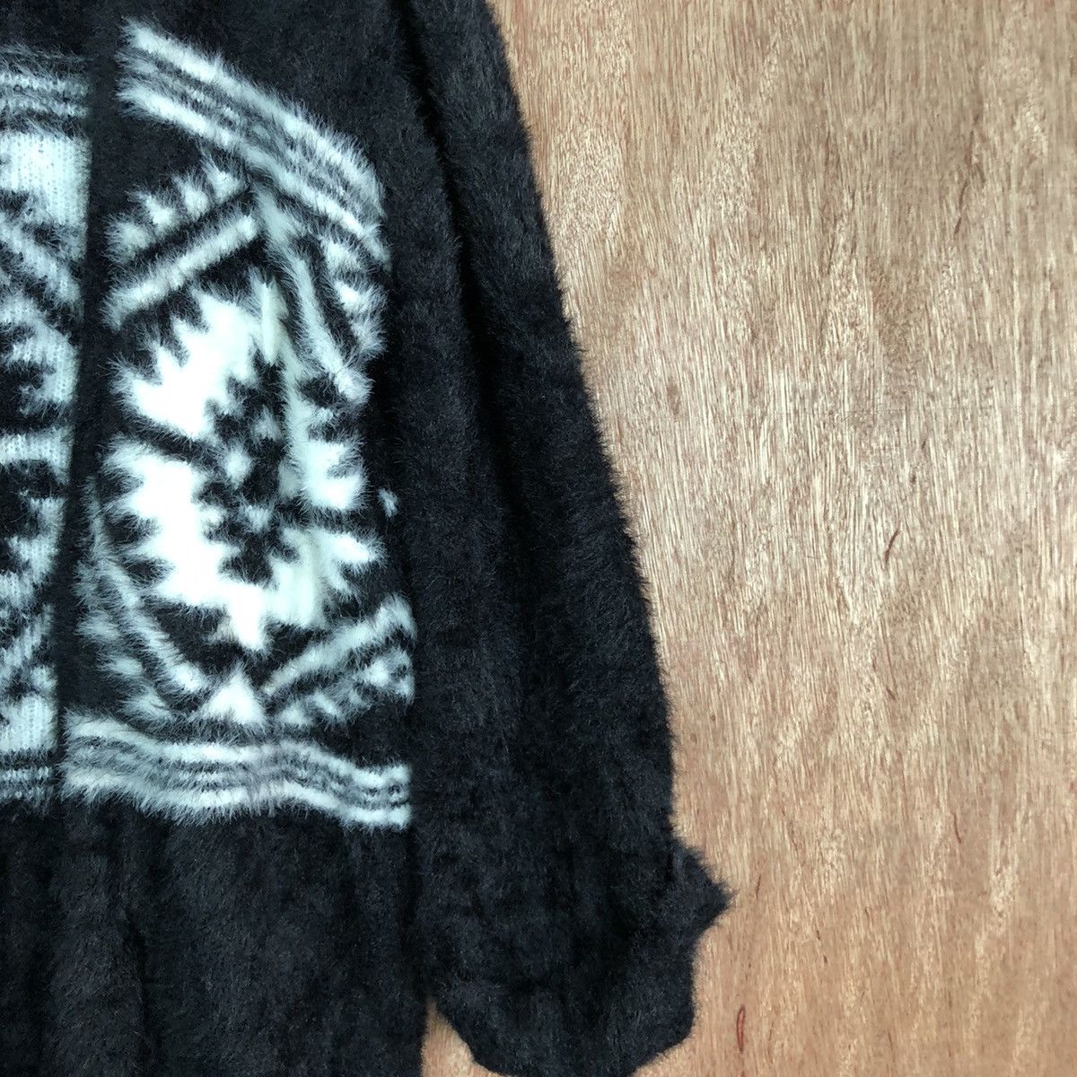 Homespun Knitwear × Japanese Brand Bliatorm cardigan Navajo Mohair Shag Shaggy knitwear #c393 Size US M / EU 48-50 / 2 - 8 Thumbnail