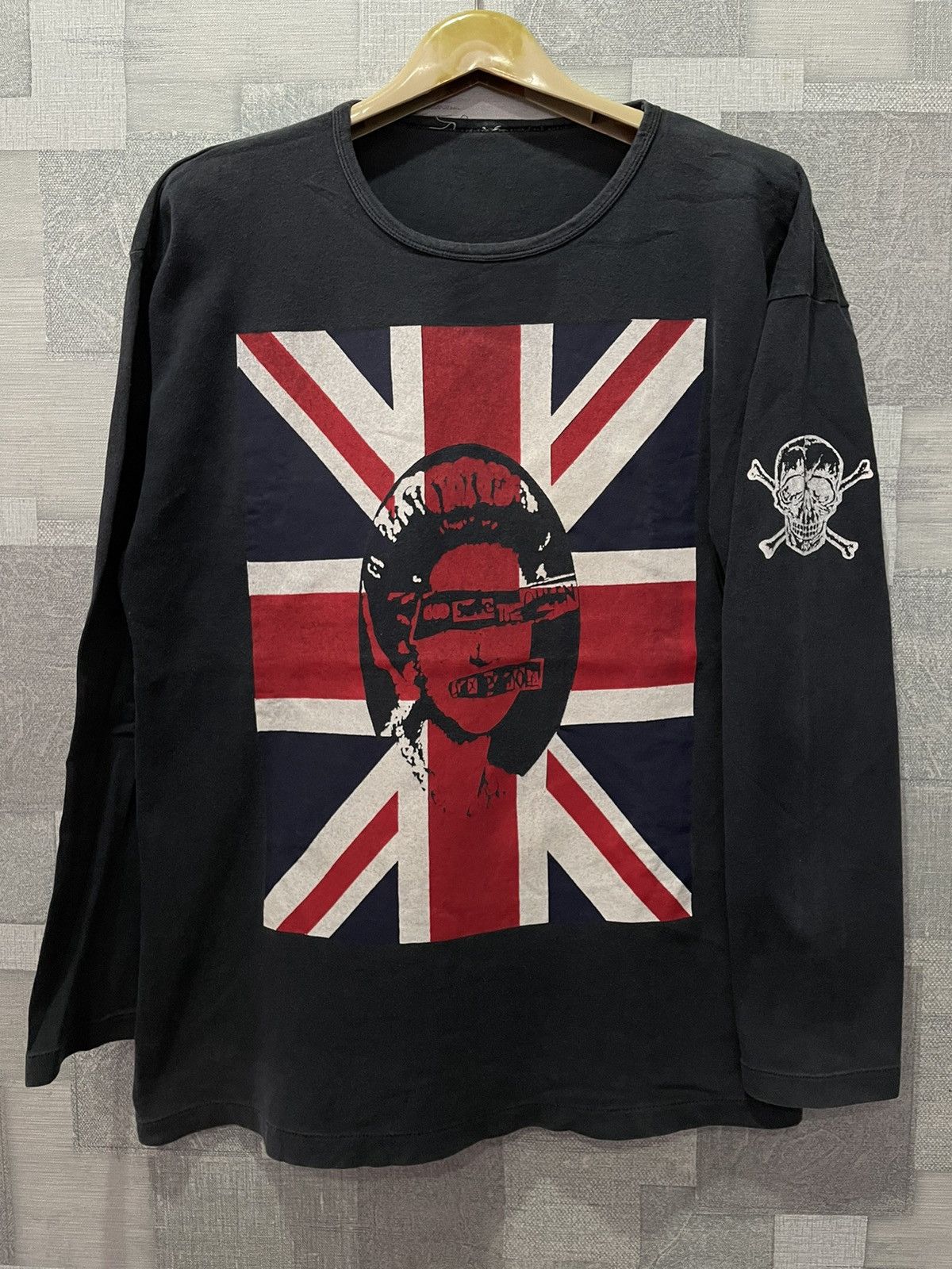 Band Tees × Japanese Brand × Vintage Vintage SEX PISTOLS GOD SAVE THE QUEEN Size US M / EU 48-50 / 2 - 1 Thumbnail
