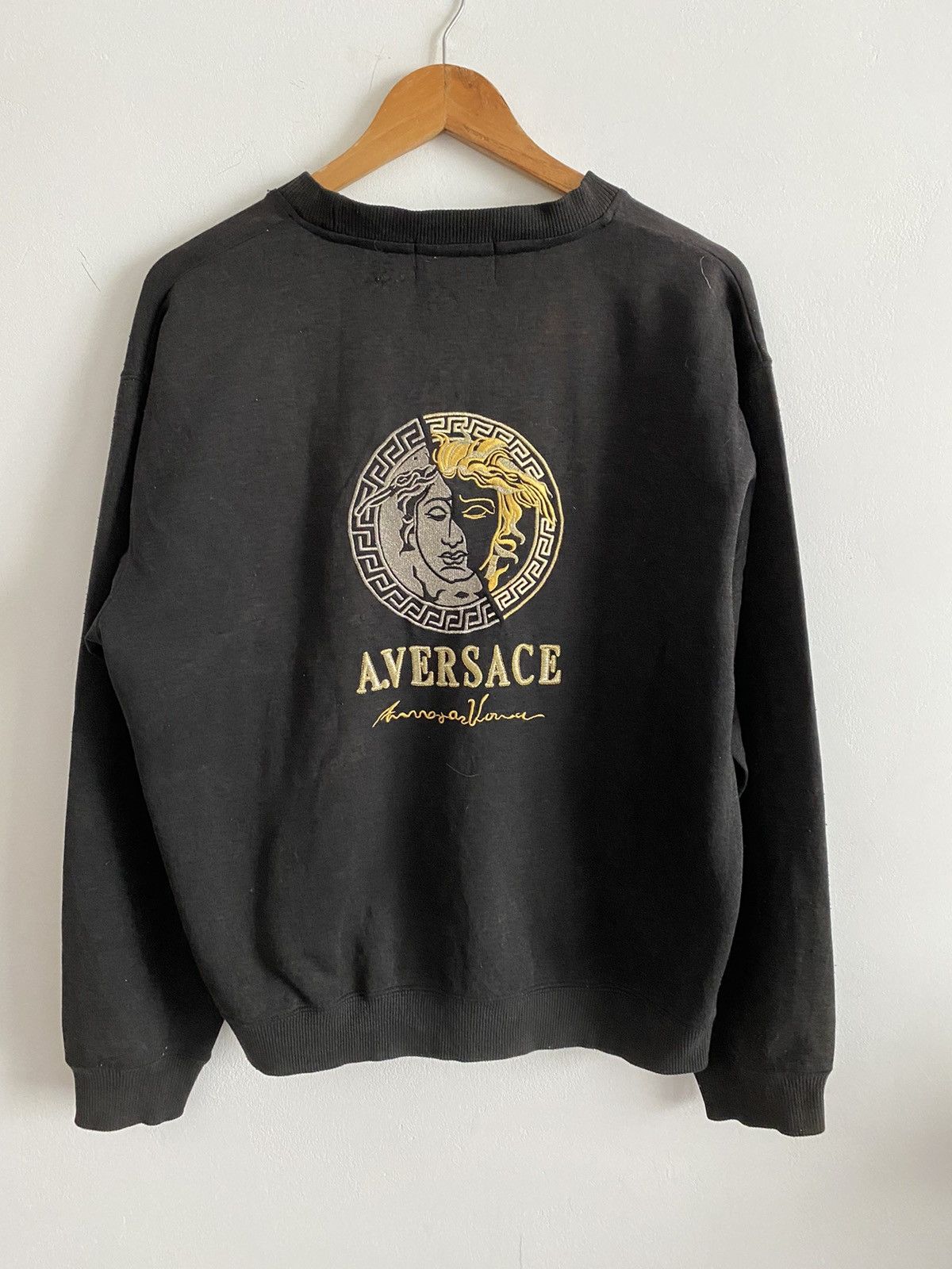 Other Vintage Sweatshirt embroidery Big logo Size US L / EU 52-54 / 3 - 1 Thumbnail