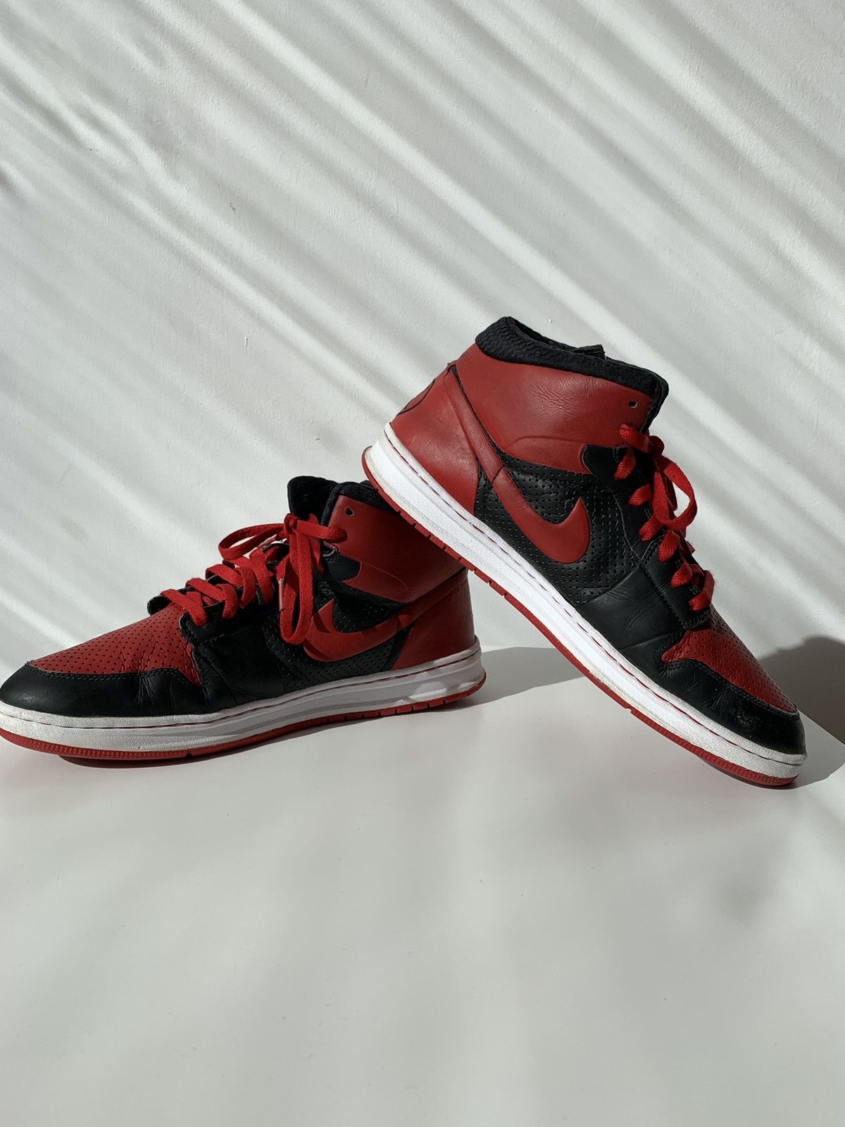 Jordan Brand 2009 Nike Jordan Alpha 1 Bred Size US 13 / EU 46 - 9 Thumbnail