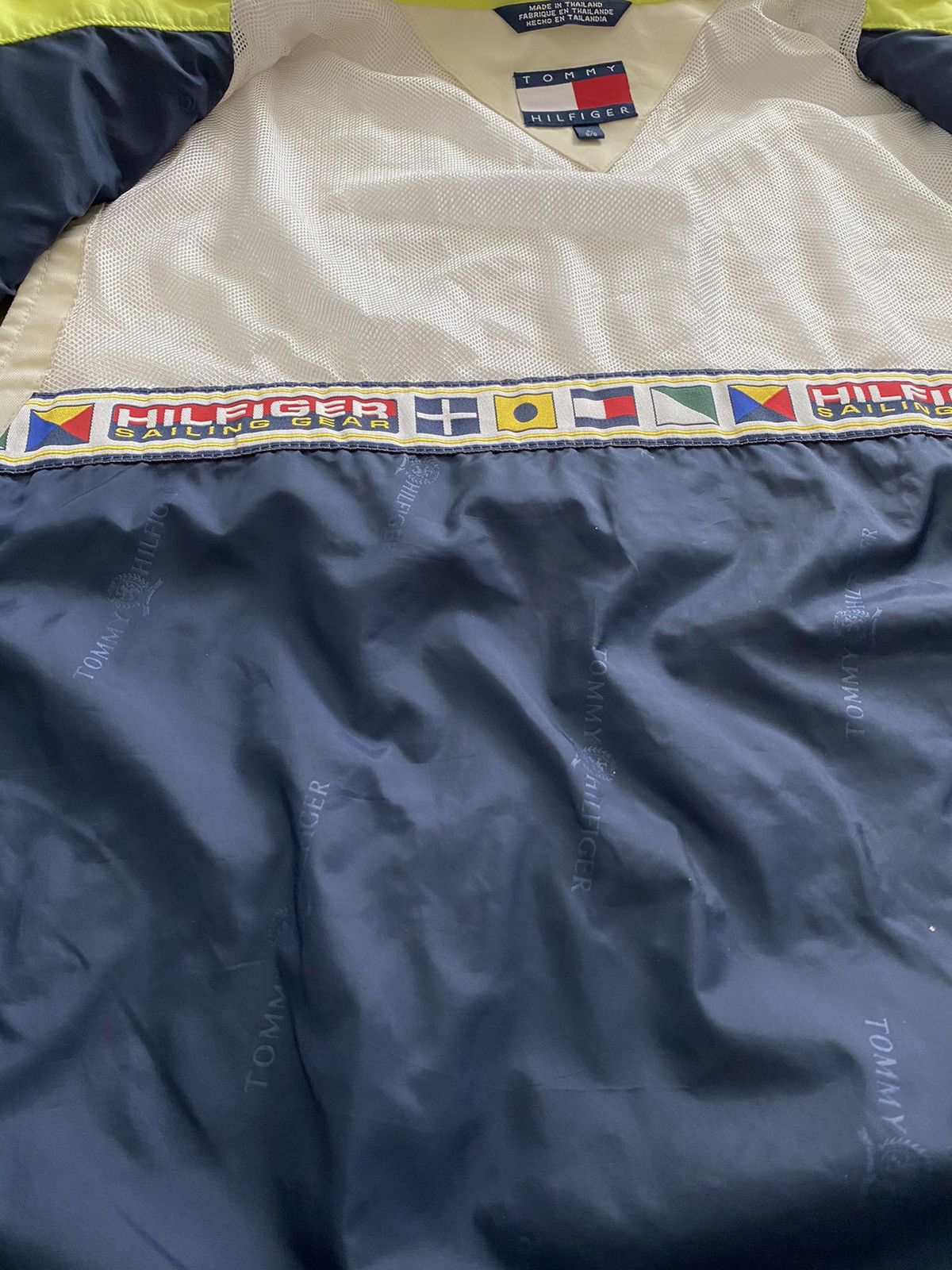 Tommy Hilfiger × Vintage Vintage Tommy Hilfiger Sailing Gear ROBOT Vest nice design Size US L / EU 52-54 / 3 - 11 Thumbnail