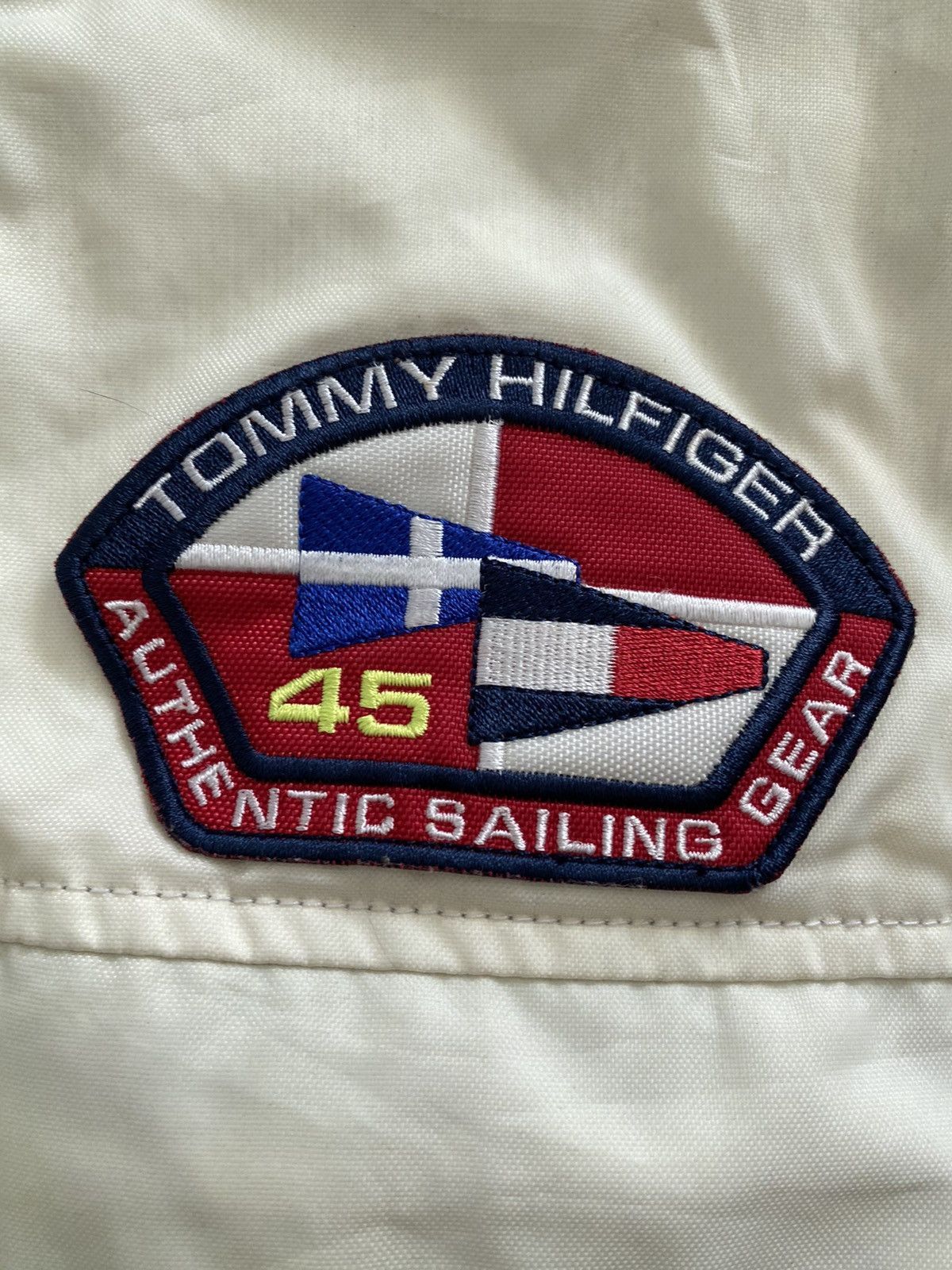 Tommy Hilfiger × Vintage Vintage Tommy Hilfiger Sailing Gear ROBOT Vest nice design Size US L / EU 52-54 / 3 - 16 Thumbnail