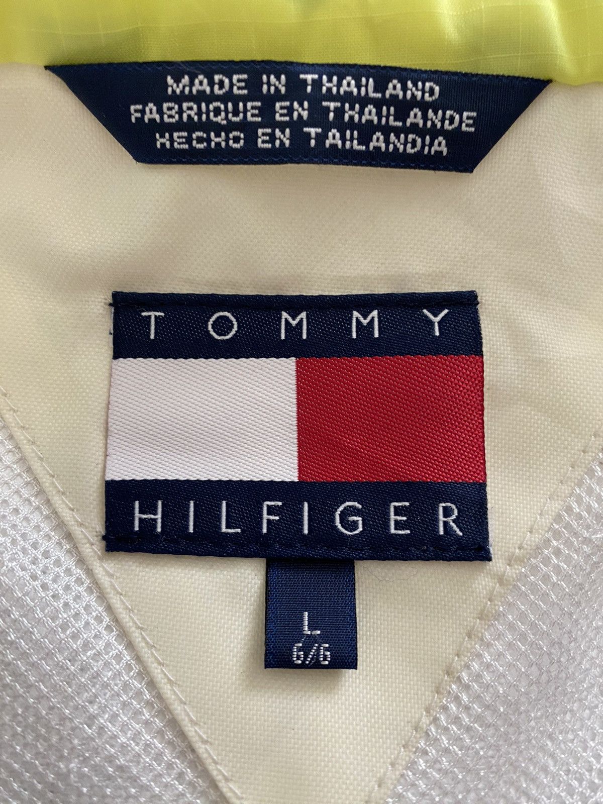 Tommy Hilfiger × Vintage Vintage Tommy Hilfiger Sailing Gear ROBOT Vest nice design Size US L / EU 52-54 / 3 - 15 Thumbnail