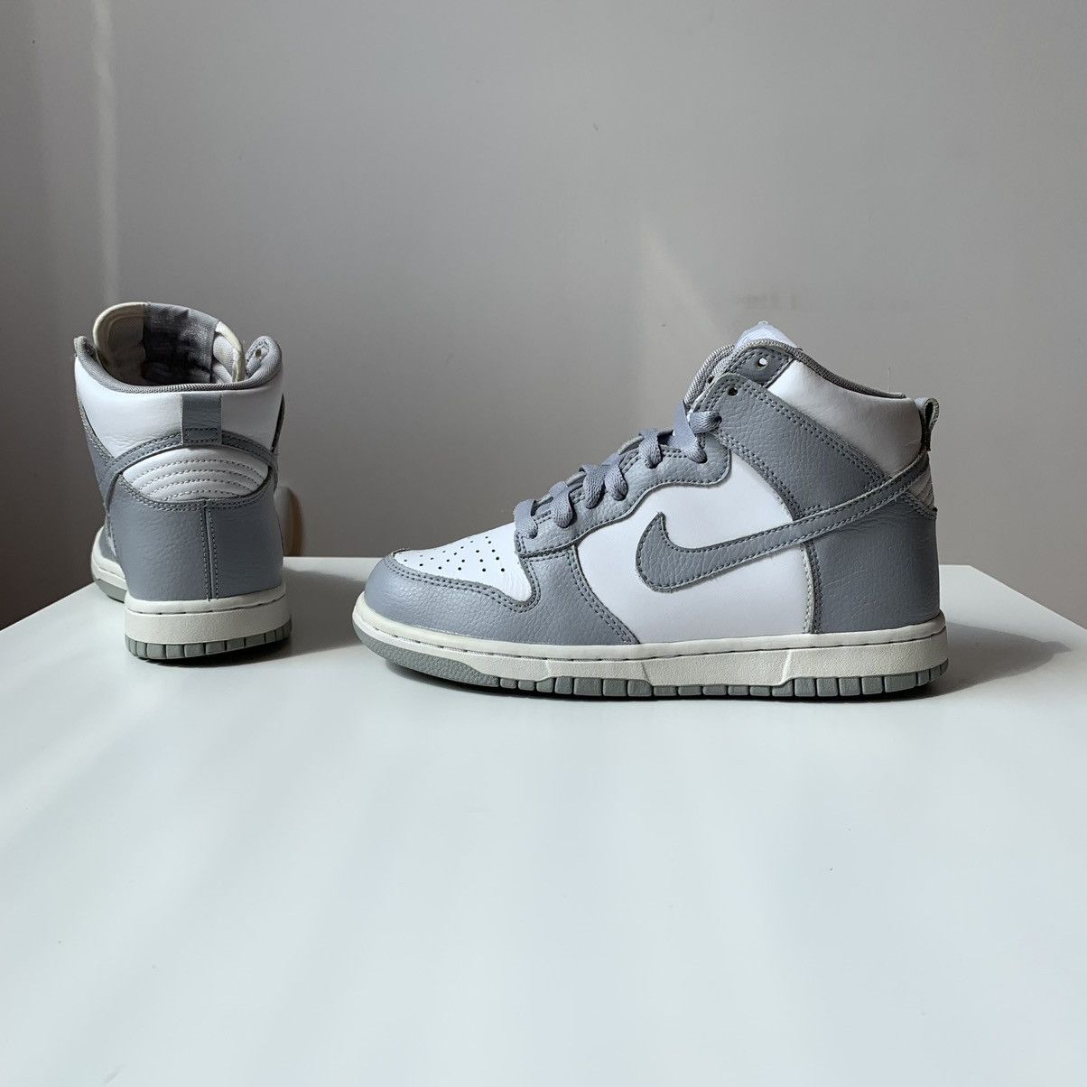 Nike 2016 Nike Dunk High White Wolf Grey Size US 7 / IT 37 - 4 Thumbnail