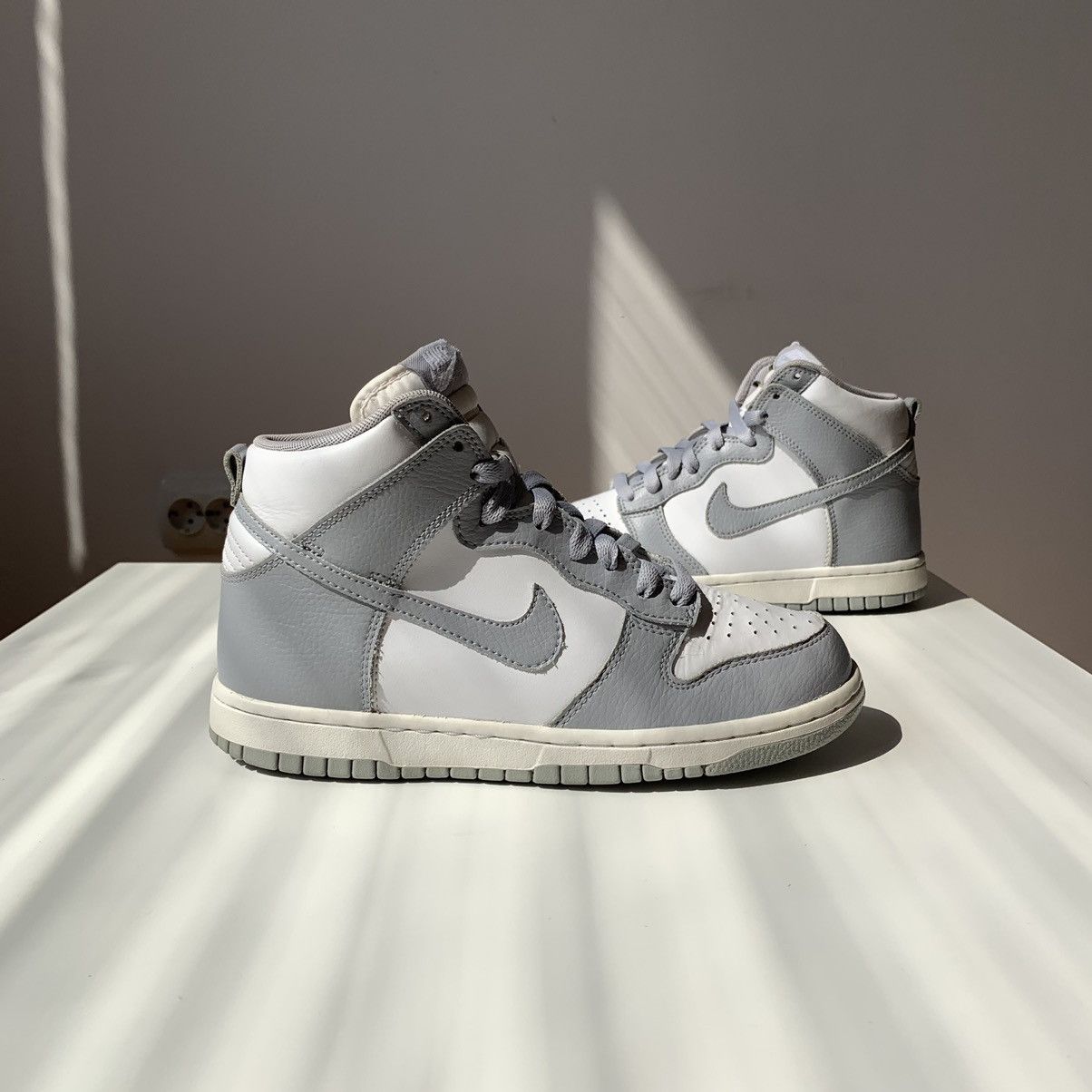 Nike 2016 Nike Dunk High White Wolf Grey Size US 7 / IT 37 - 3 Thumbnail
