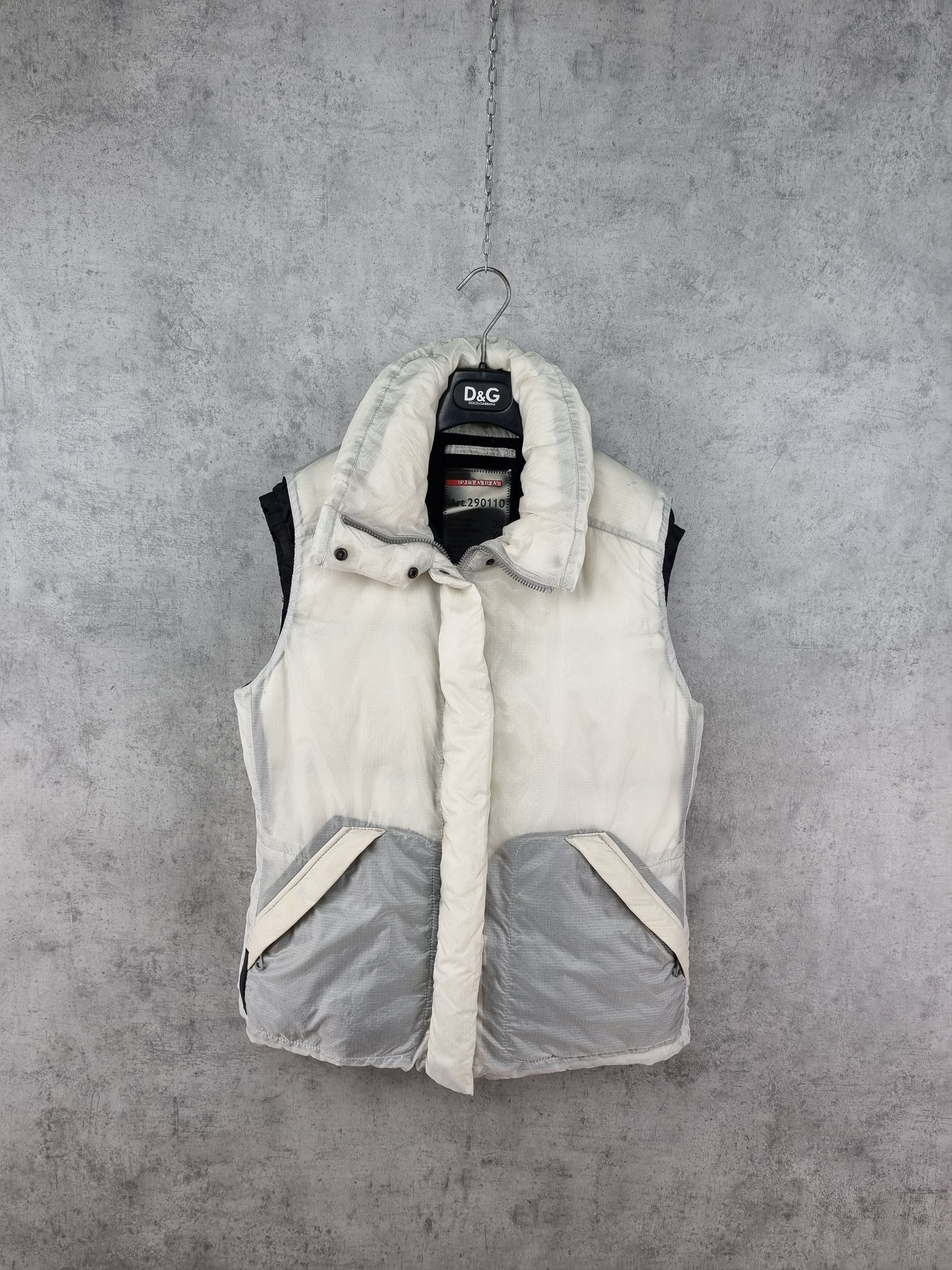 Prada Rare 90s PRADA Vintage Down Vest Nylon Size M / US 6-8 / IT 42-44 - 20 Thumbnail