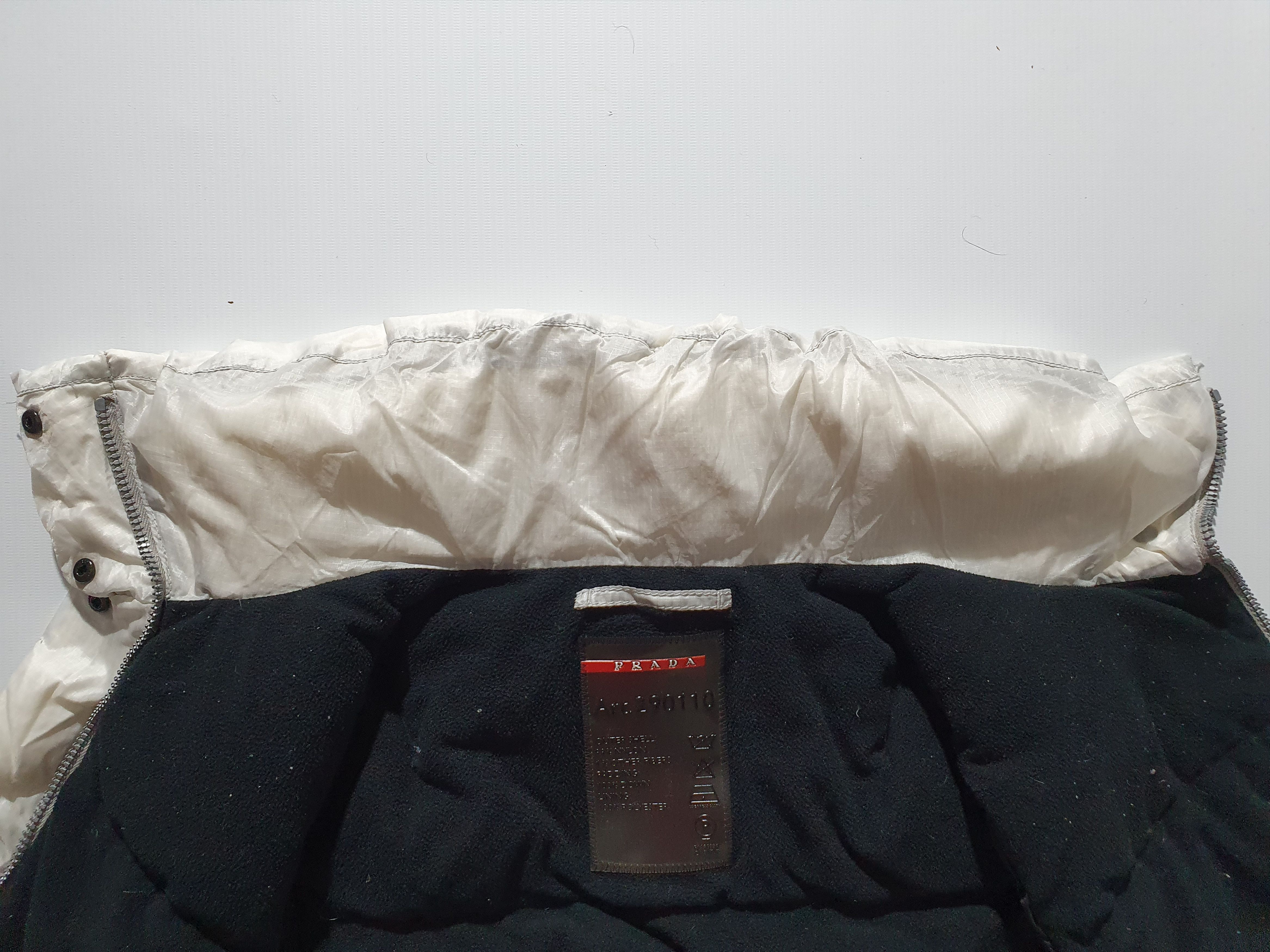 Prada Rare 90s PRADA Vintage Down Vest Nylon Size M / US 6-8 / IT 42-44 - 10 Thumbnail