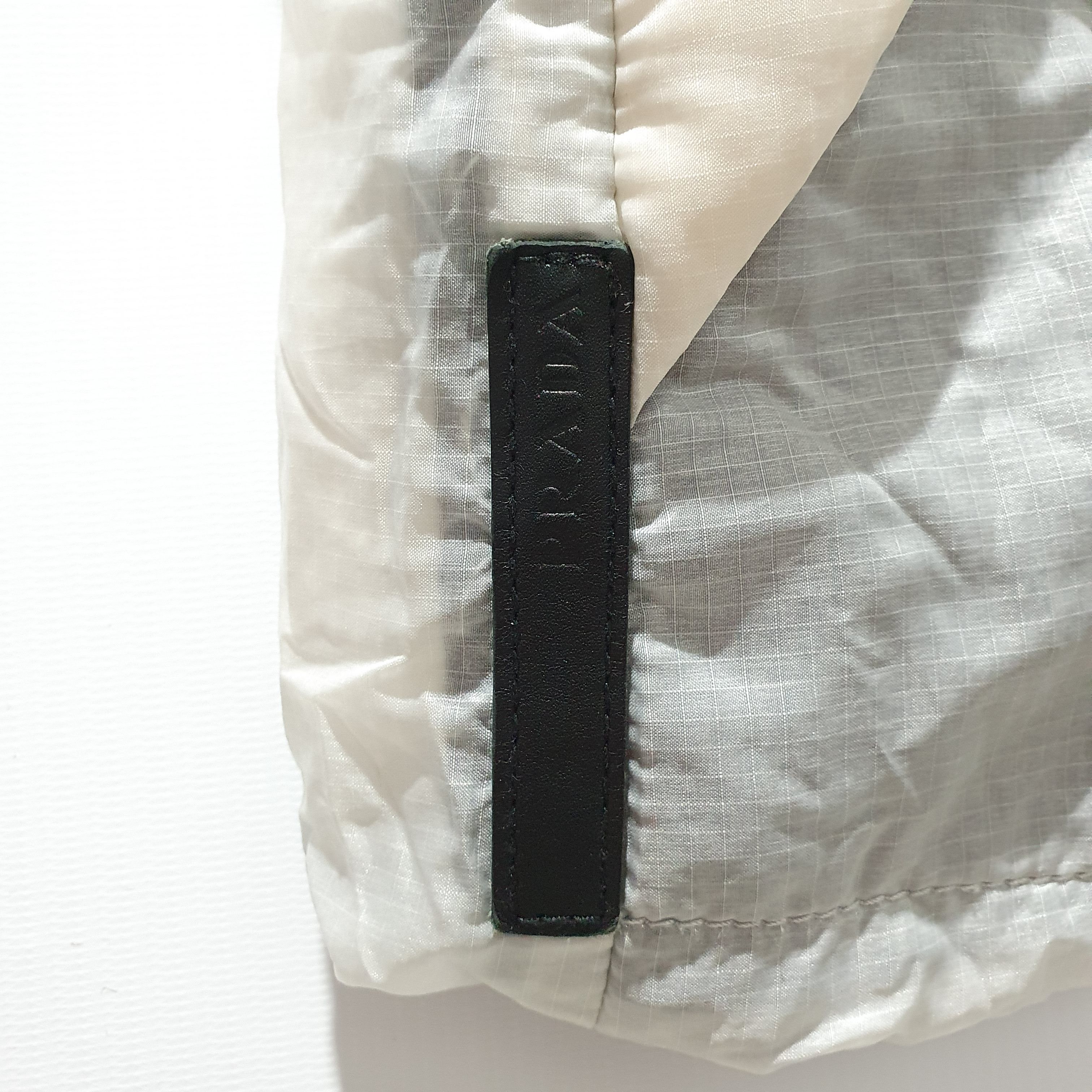 Prada Rare 90s PRADA Vintage Down Vest Nylon Size M / US 6-8 / IT 42-44 - 16 Thumbnail