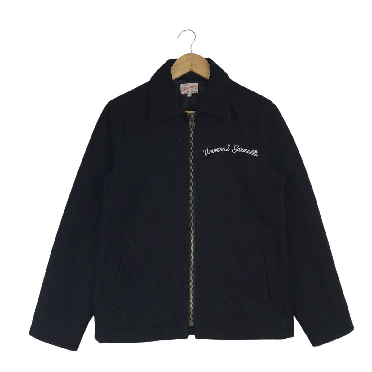 Japanese Brand Vintage Universal Garment Workwear Zip Up Wool Jacket Size US S / EU 44-46 / 1 - 1 Thumbnail