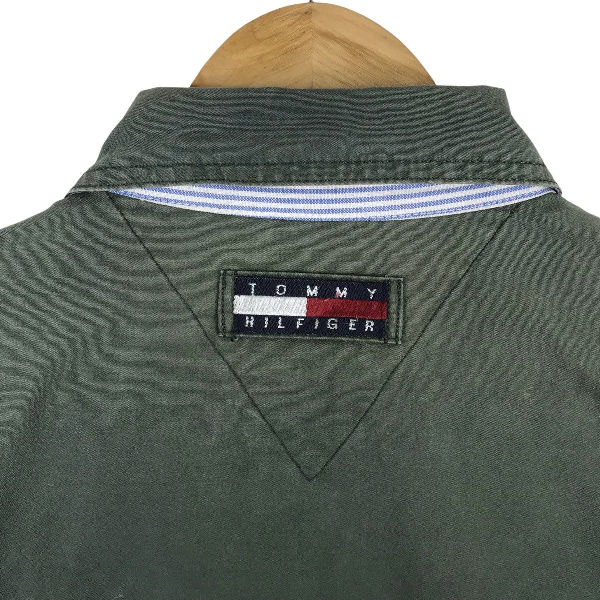 Tommy Hilfiger Vintage Faded Tommy Hilfiger Zip Up Jacket Size US M / EU 48-50 / 2 - 5 Thumbnail