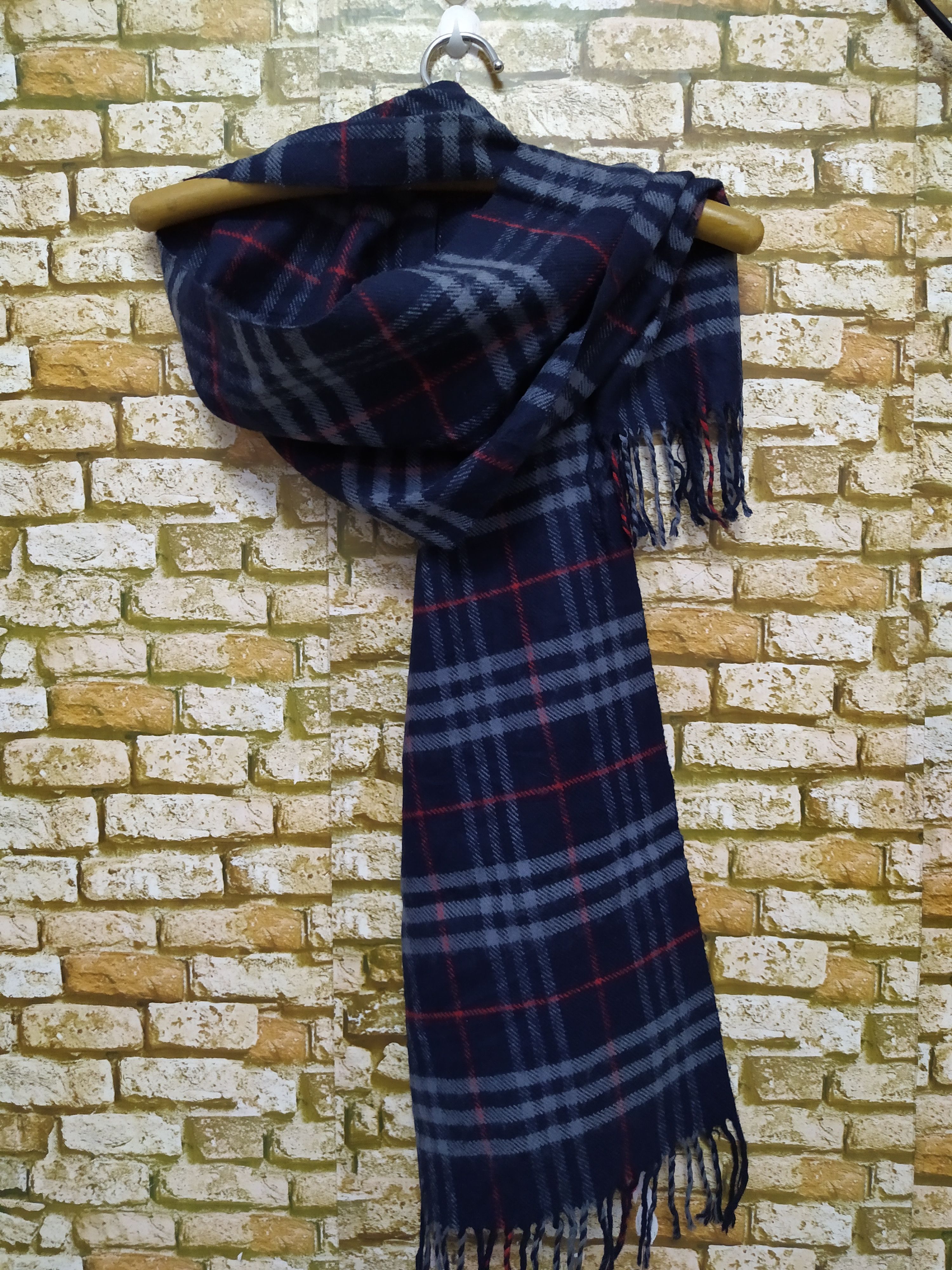 Burberry BURBERRY MUFFKER SCARVES NOVA CHECK LAMBWOOLS (C62) Size ONE SIZE - 1 Thumbnail