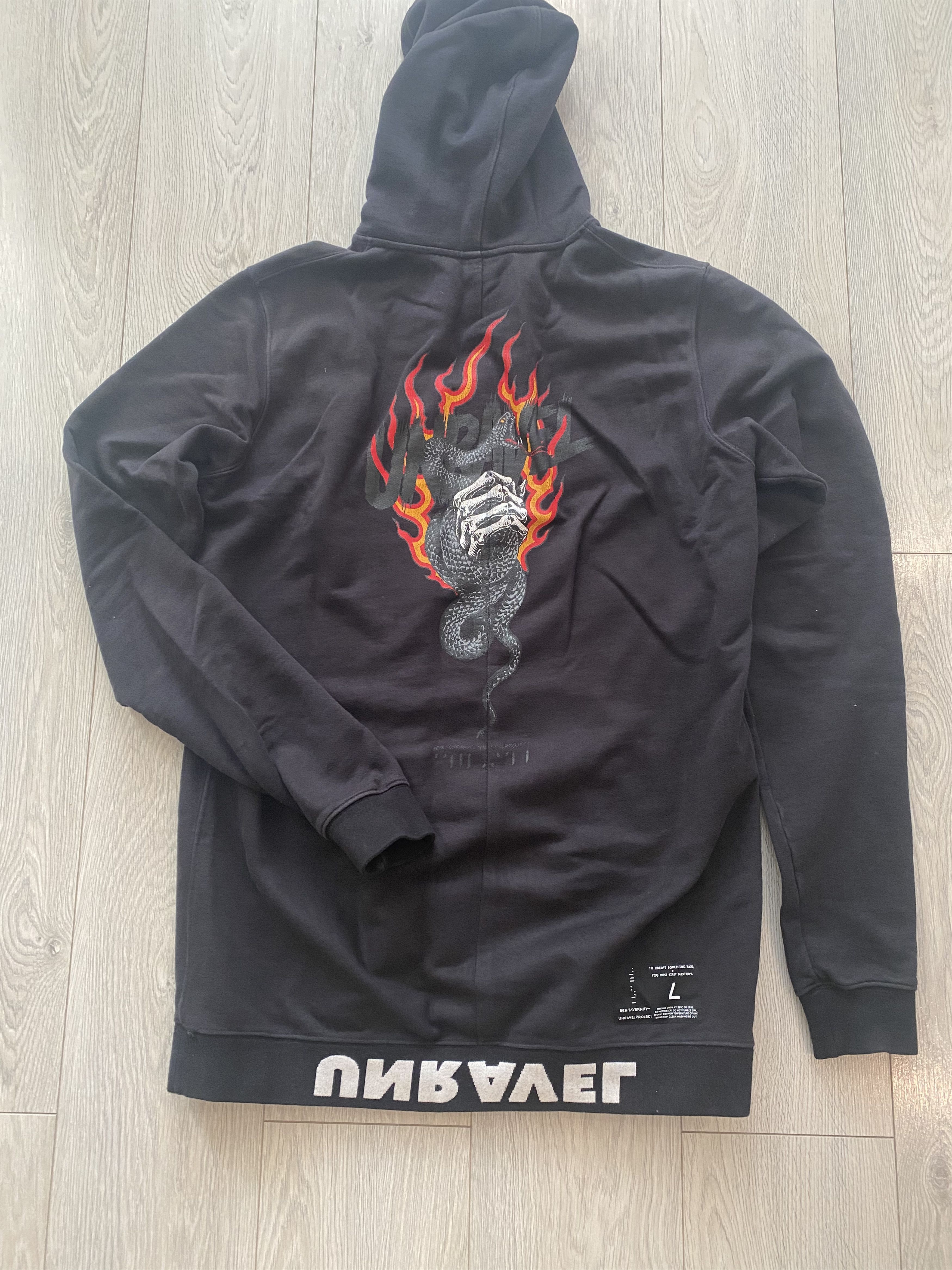 image of Ben Taverniti Unravel Project Snake Oversized Hoodie Size L in Black, Men's