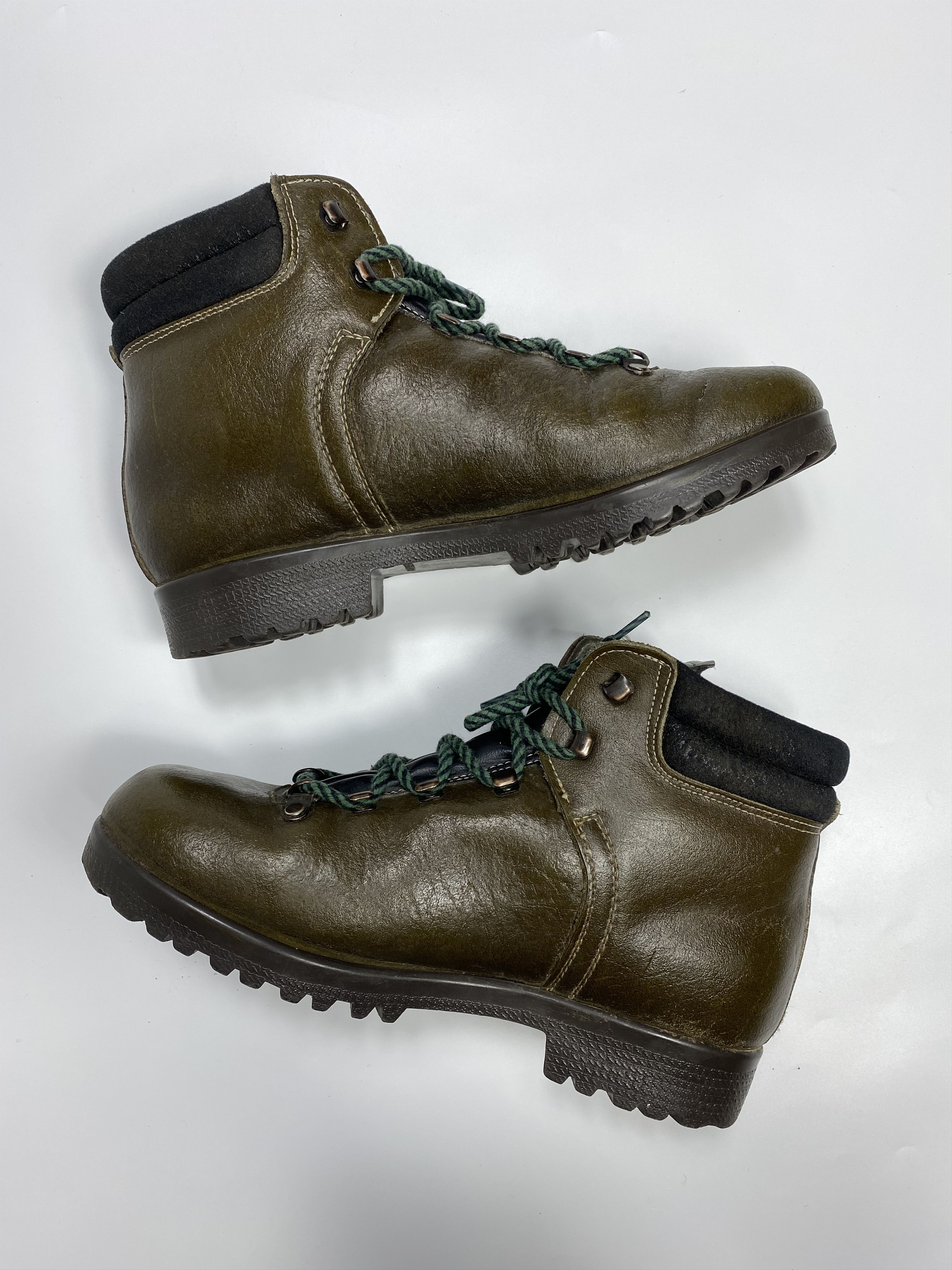 Genuine Leather Dachstein 80s Vintage Mountaineering Hiking Leather Boots Size US 7 / EU 40 - 4 Thumbnail