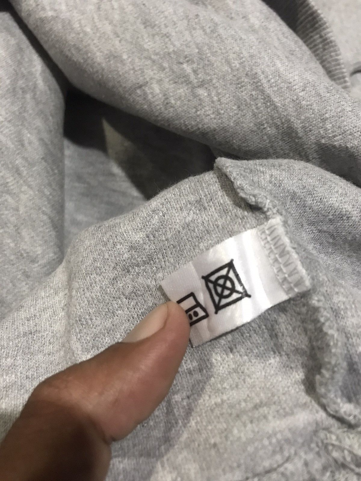 Burberry VTG BURBERRYS SWEATSHIRT Size US L / EU 52-54 / 3 - 6 Thumbnail
