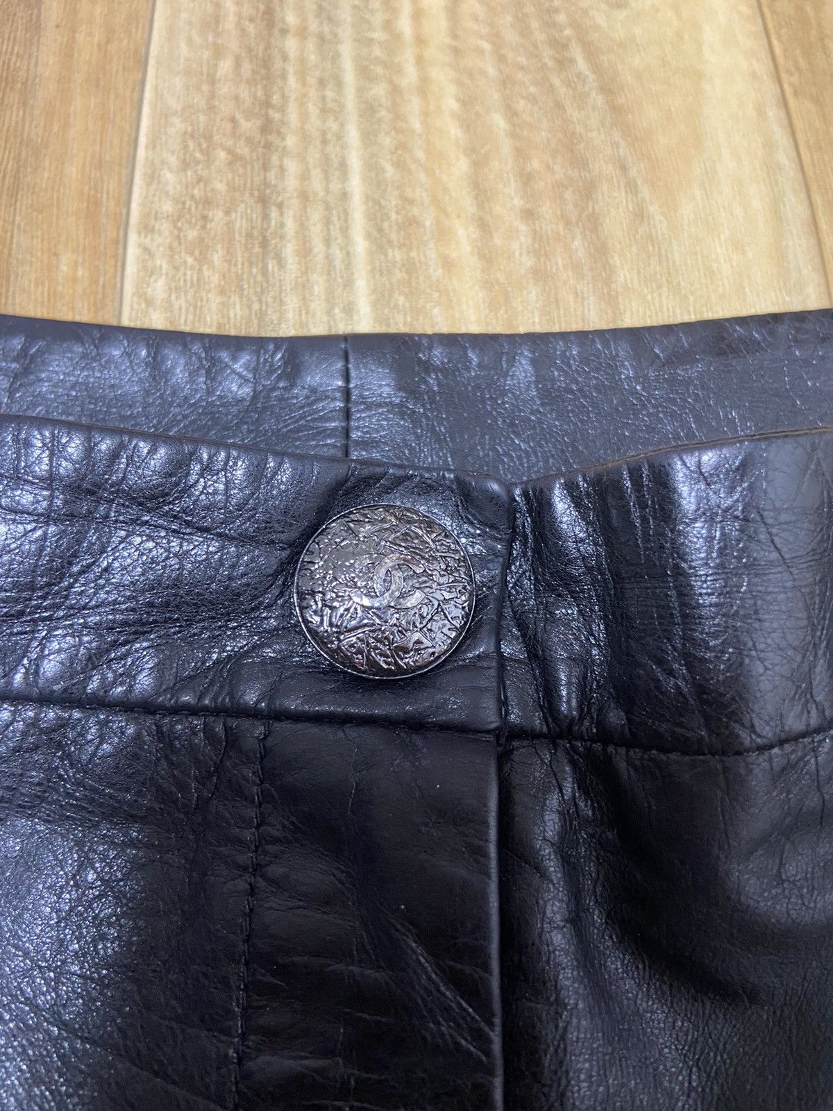 Chanel 34 Chanel Calfskin leather side zipper biker pants jeans Size 25" / US 0 / IT 36 - 13 Thumbnail