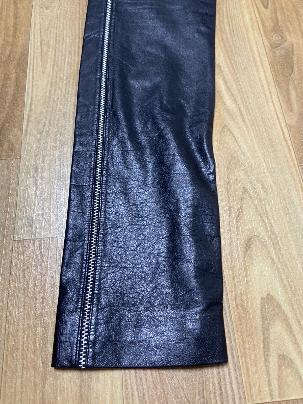 Chanel 34 Chanel Calfskin leather side zipper biker pants jeans Size 25" / US 0 / IT 36 - 5 Thumbnail
