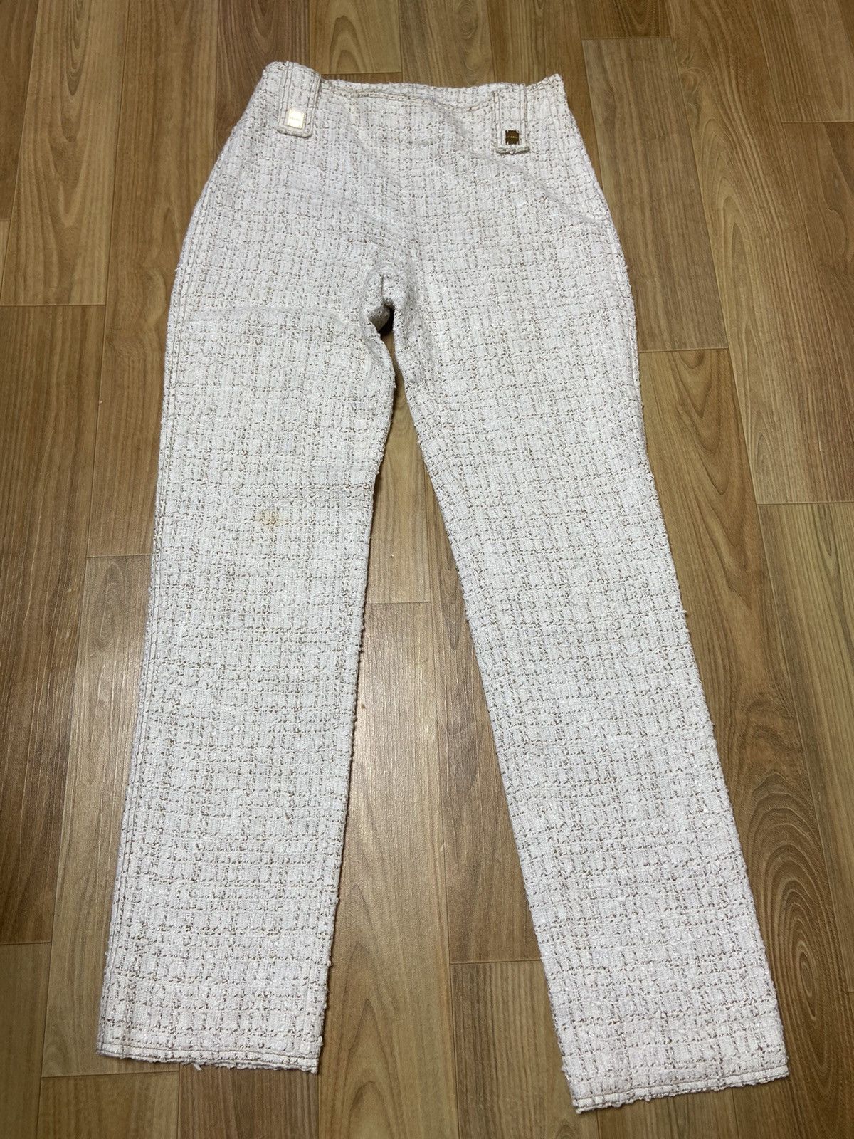 image of 38 Chanel Ss02 Cc Logo Tweed White Pants Jeans, Women's (Size 27)