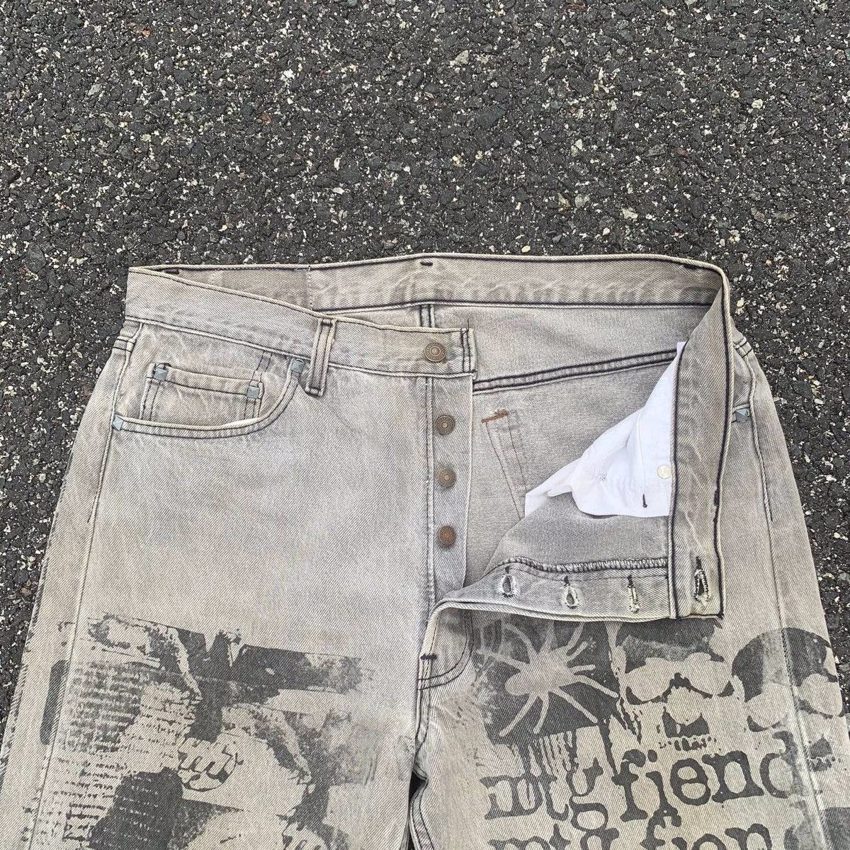 Levi's × Vintage 💥RARE! Levi’s x Montage Crowd Denim Faded Pants Art Size US 35 - 7 Thumbnail