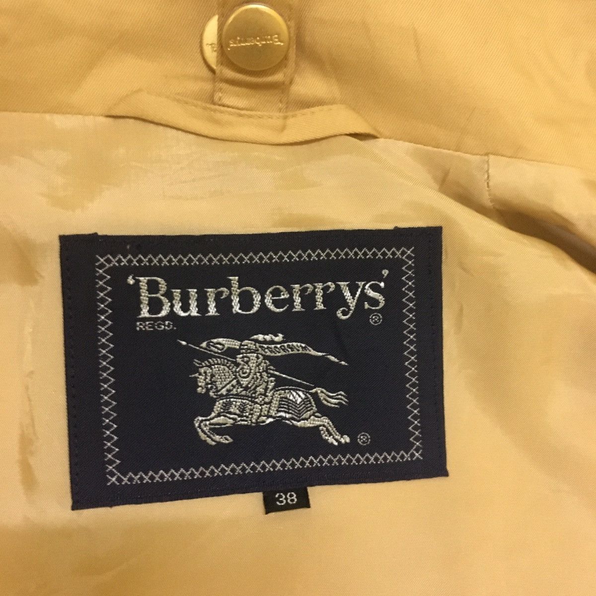 Burberry Burberrys’ Fishtail Parka Size US M / EU 48-50 / 2 - 14 Thumbnail