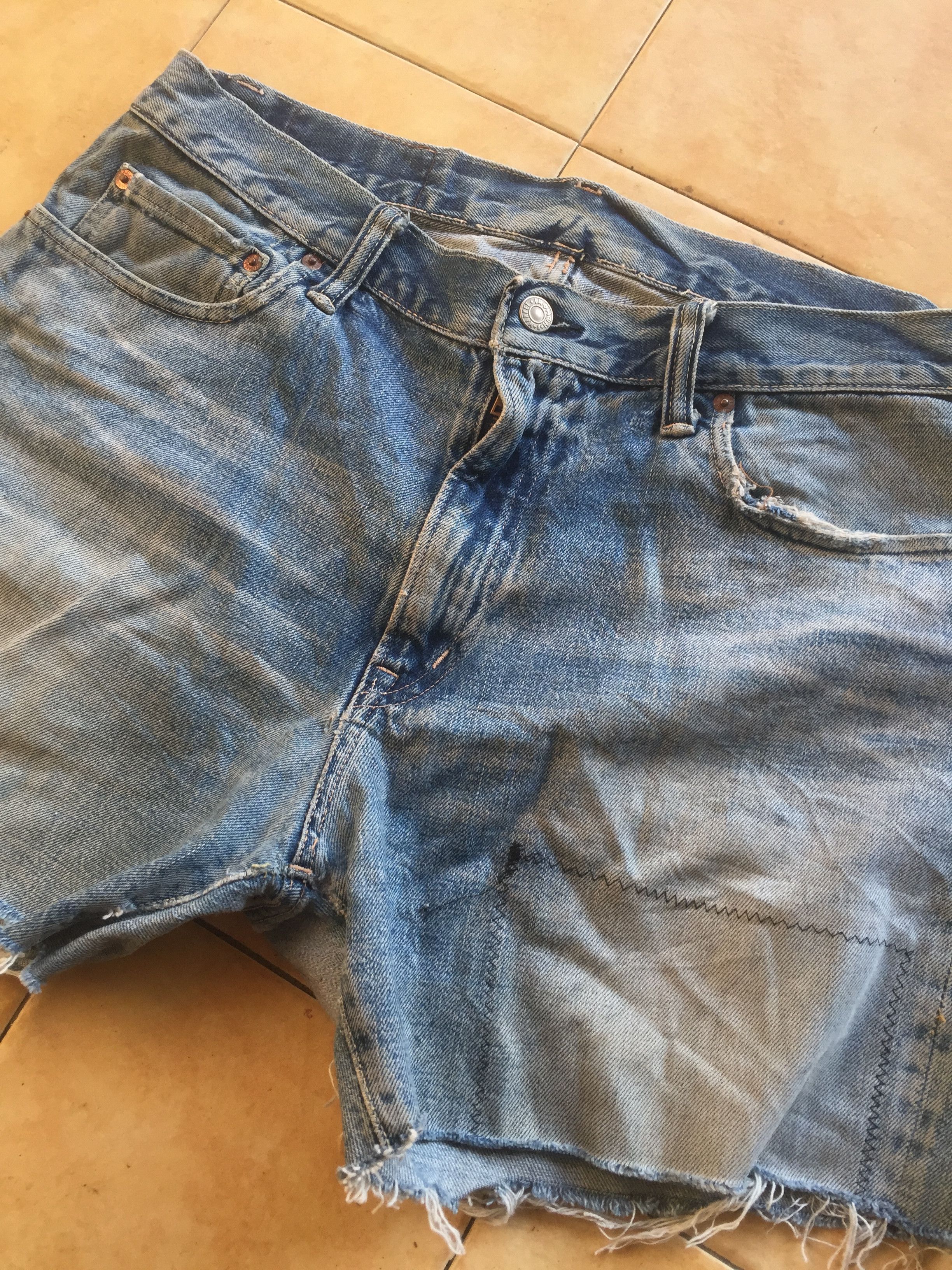 Japanese Brand Blue Blue Jpn Street Hip Hop Distressed Denim Shorts Size US 35 - 1 Thumbnail