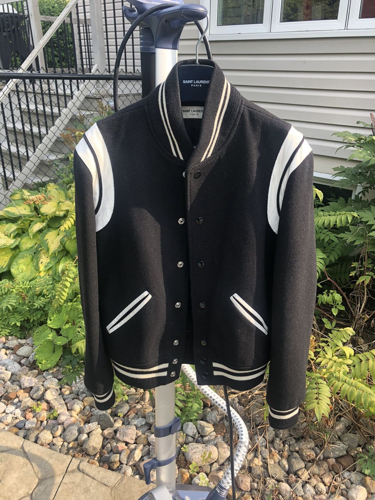 Hedi Slimane × Saint Laurent Paris Saint Laurent X Hedi slimane teddy bomber black jacket Size US S / EU 44-46 / 1 - 3 Thumbnail