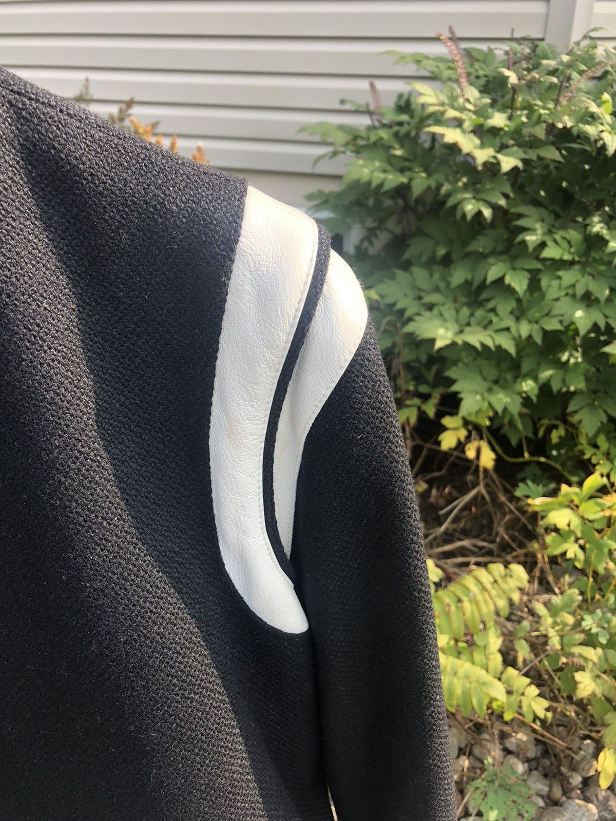 Hedi Slimane × Saint Laurent Paris Saint Laurent X Hedi slimane teddy bomber black jacket Size US S / EU 44-46 / 1 - 6 Thumbnail