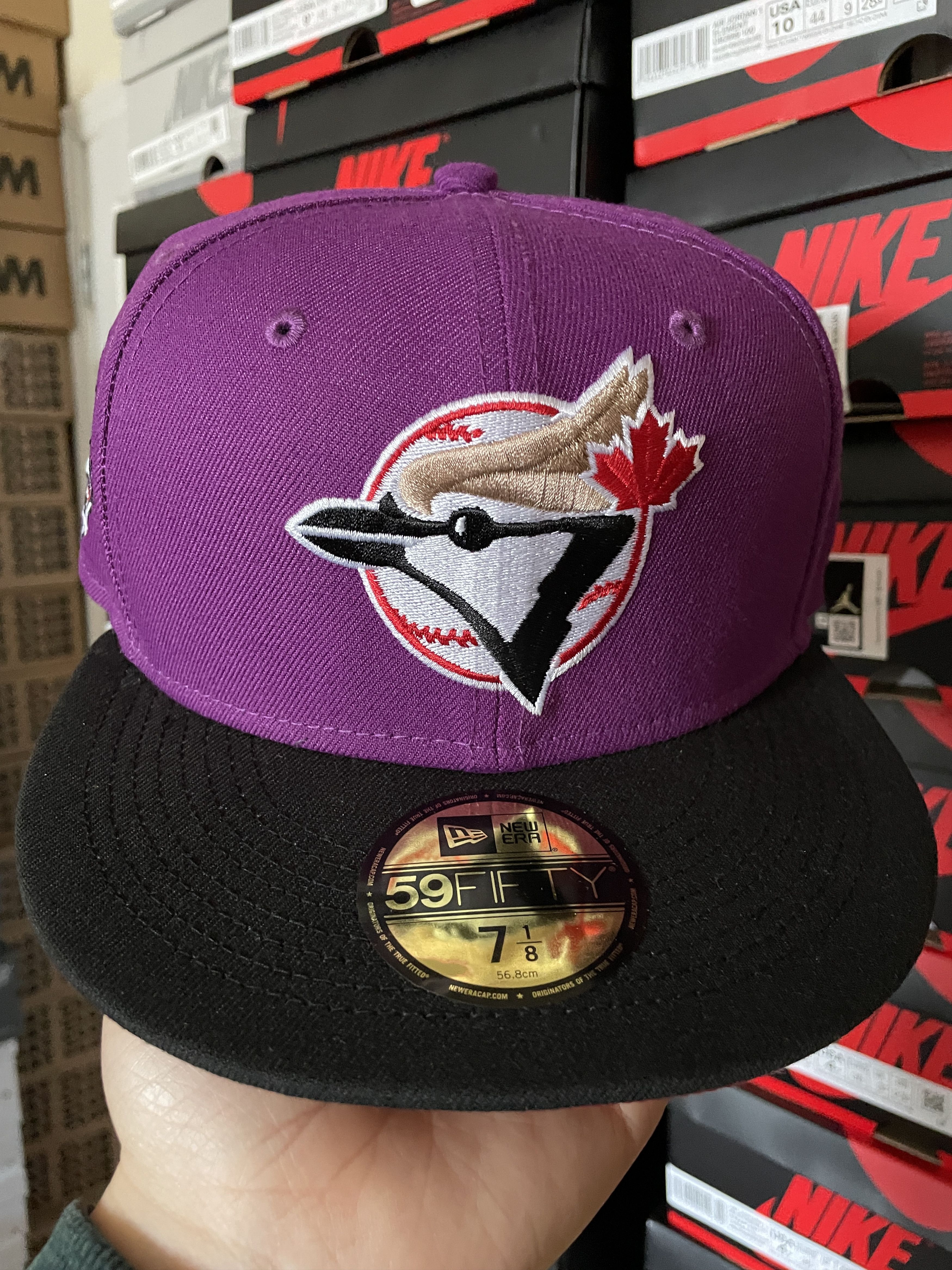 MLB × New Era NBA Crossover Toronto Blue Jays 7 1/8 Purple Black Red Cool Size ONE SIZE - 2 Thumbnail
