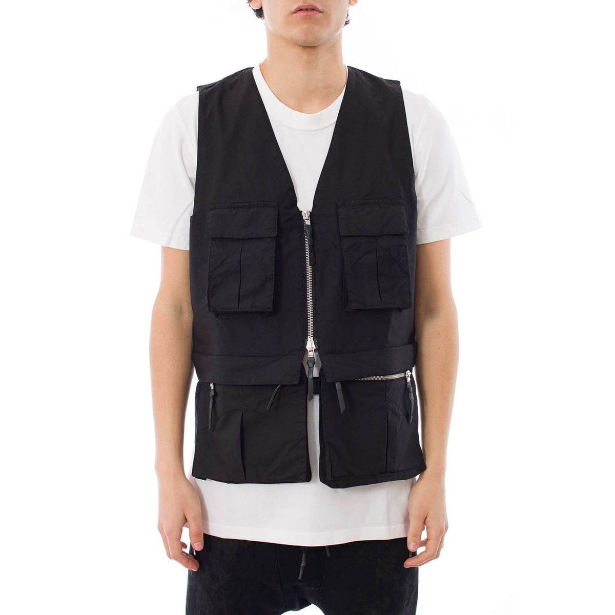 11 By Boris Bidjan Saberi FINAL DROP! 11 By Boris Bidjan Saberi Vest Size US L / EU 52-54 / 3 - 10 Thumbnail
