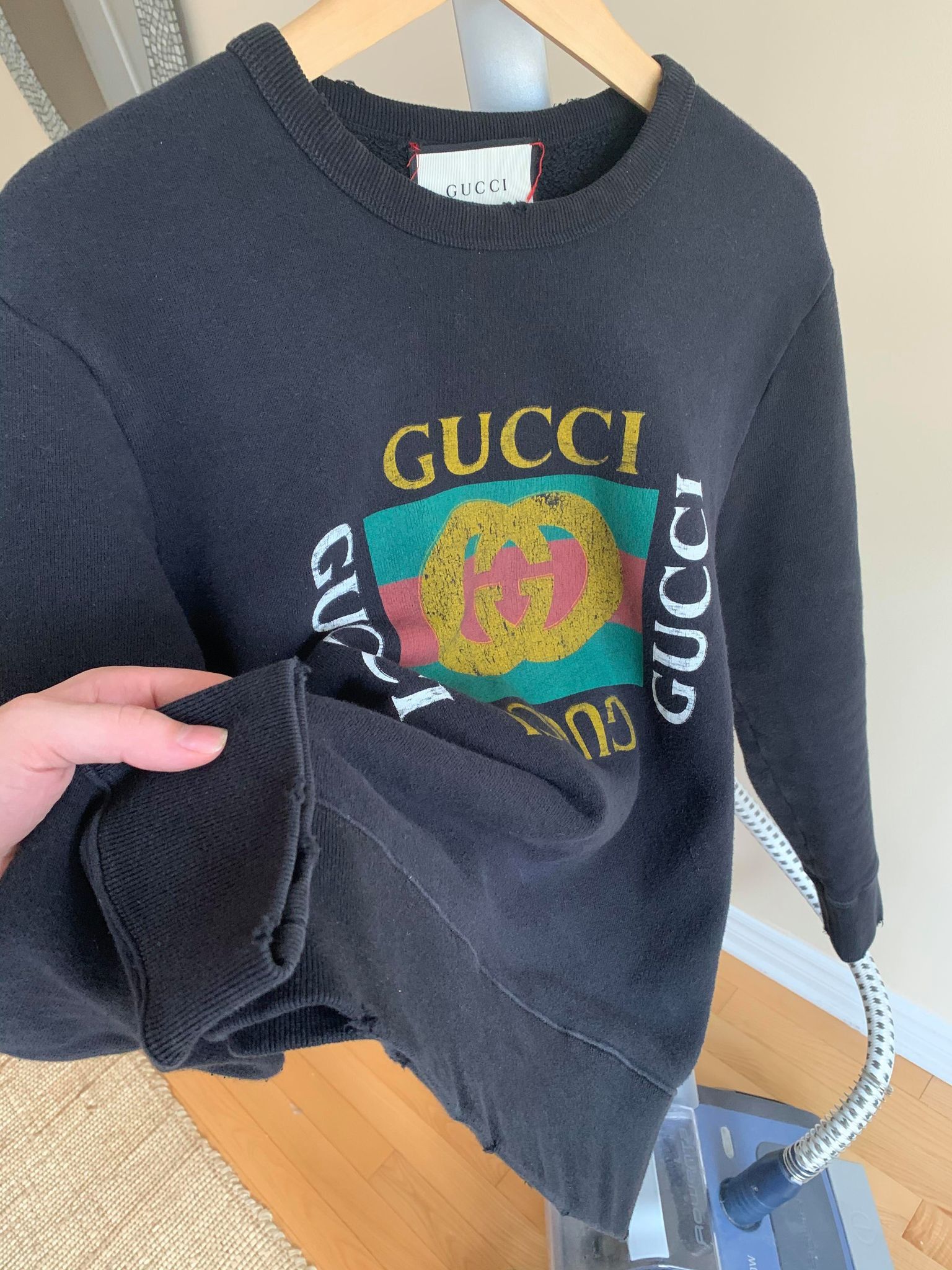 Gucci Gucci logo sweater size small Size US S / EU 44-46 / 1 - 4 Thumbnail