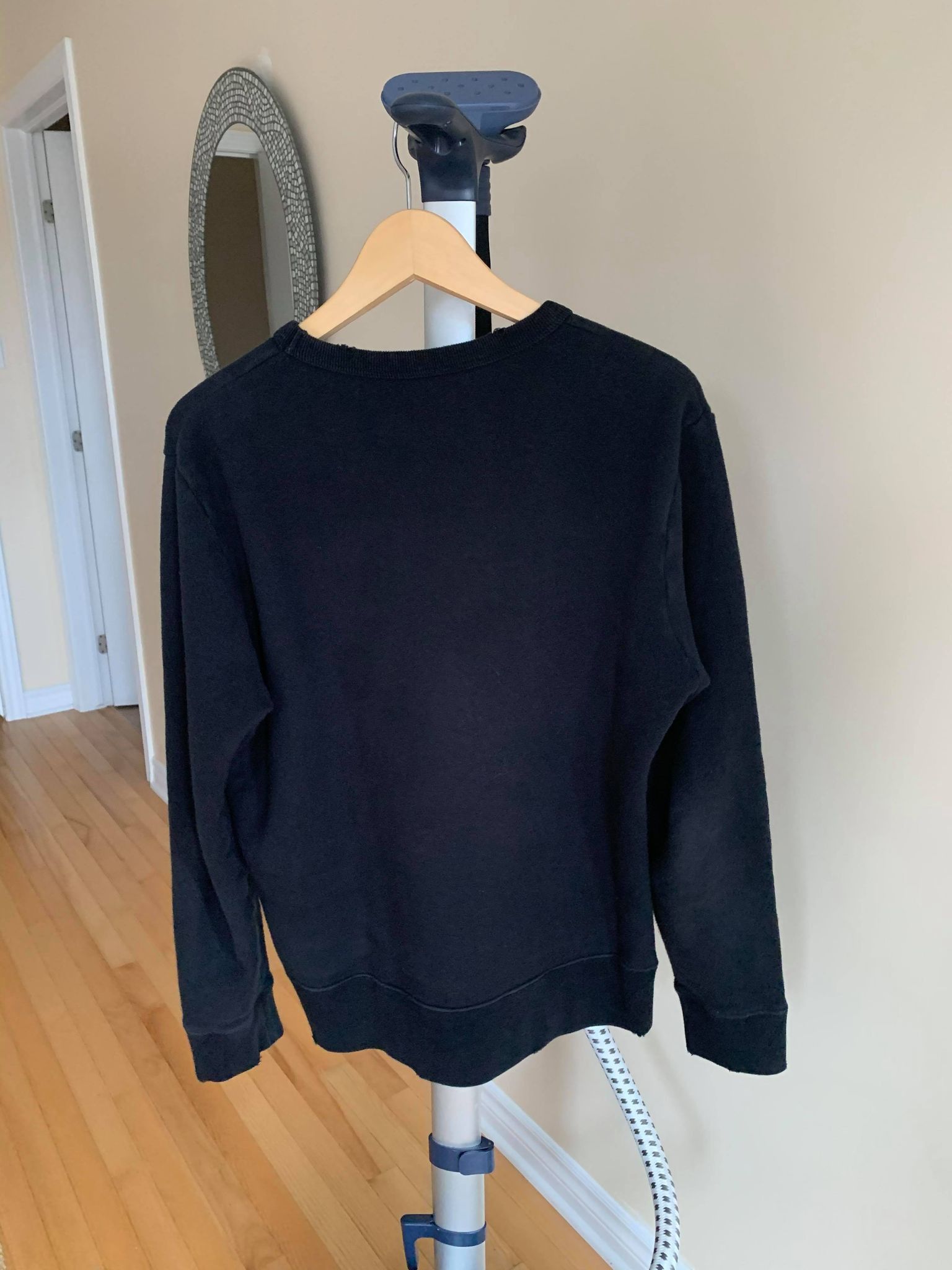 Gucci Gucci logo sweater size small Size US S / EU 44-46 / 1 - 6 Thumbnail