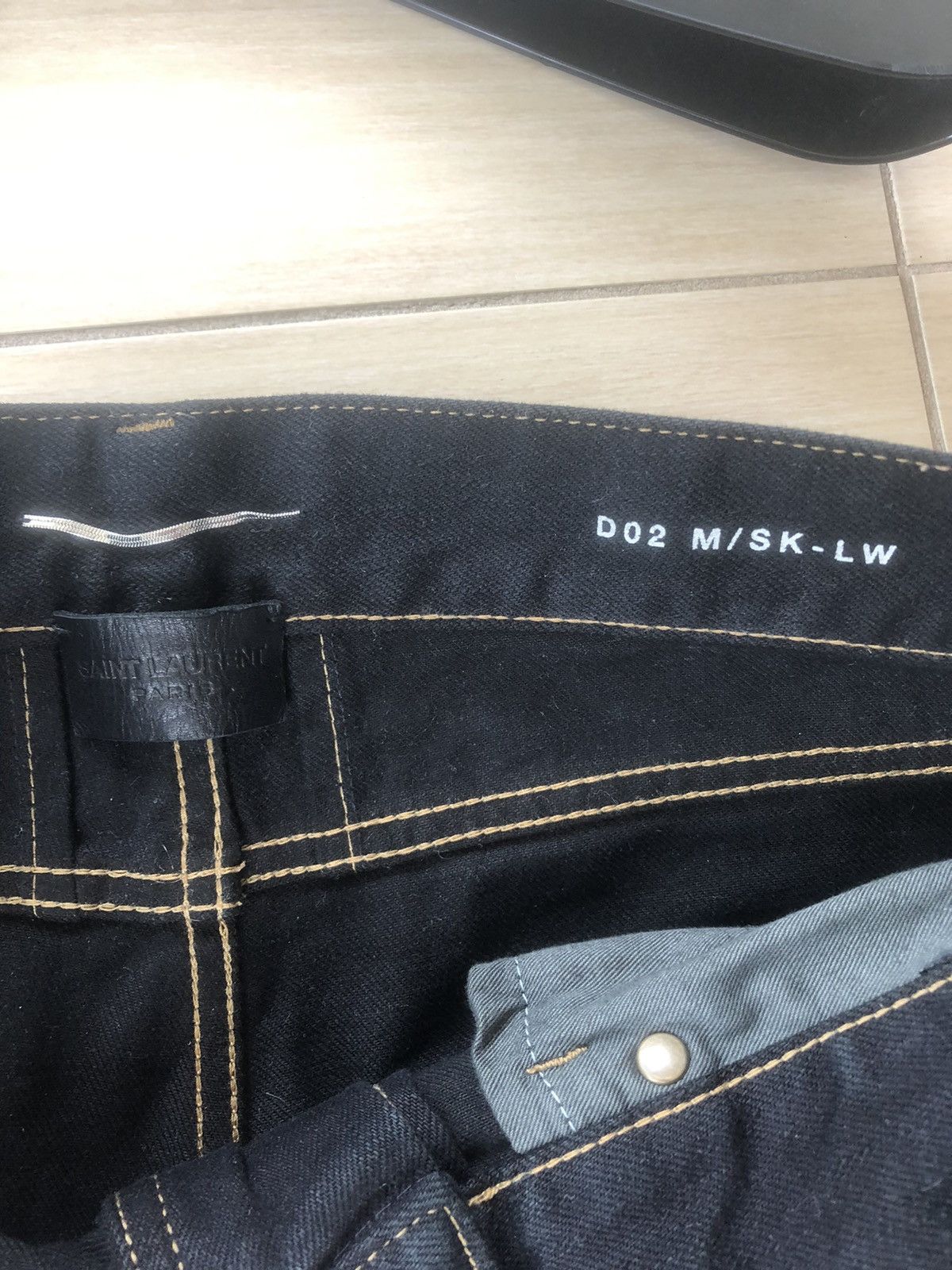 Hedi Slimane × Saint Laurent Paris Saint Laurent Trash D02 x Hedi slimane size 30 Size US 30 / EU 46 - 16 Thumbnail