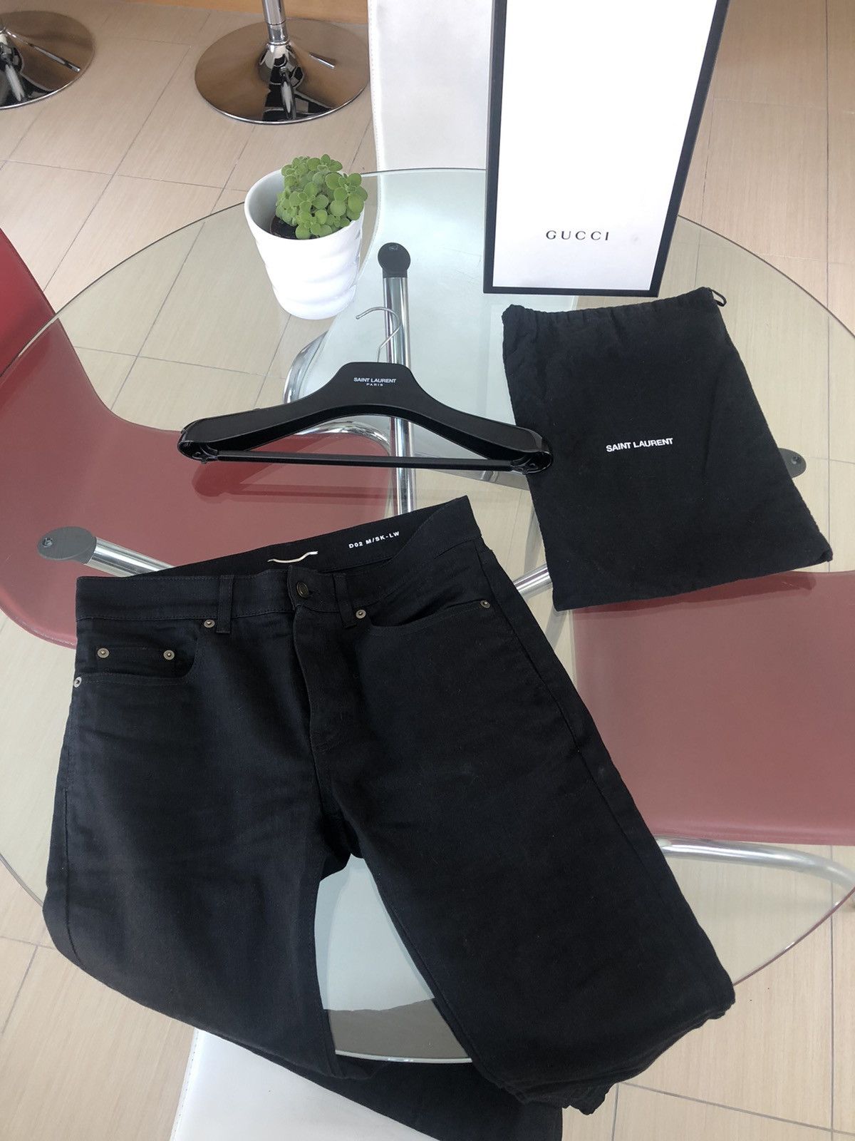 Saint Laurent Paris Saint Laurent Black D02 size 30 Size US 30 / EU 46 - 2 Thumbnail