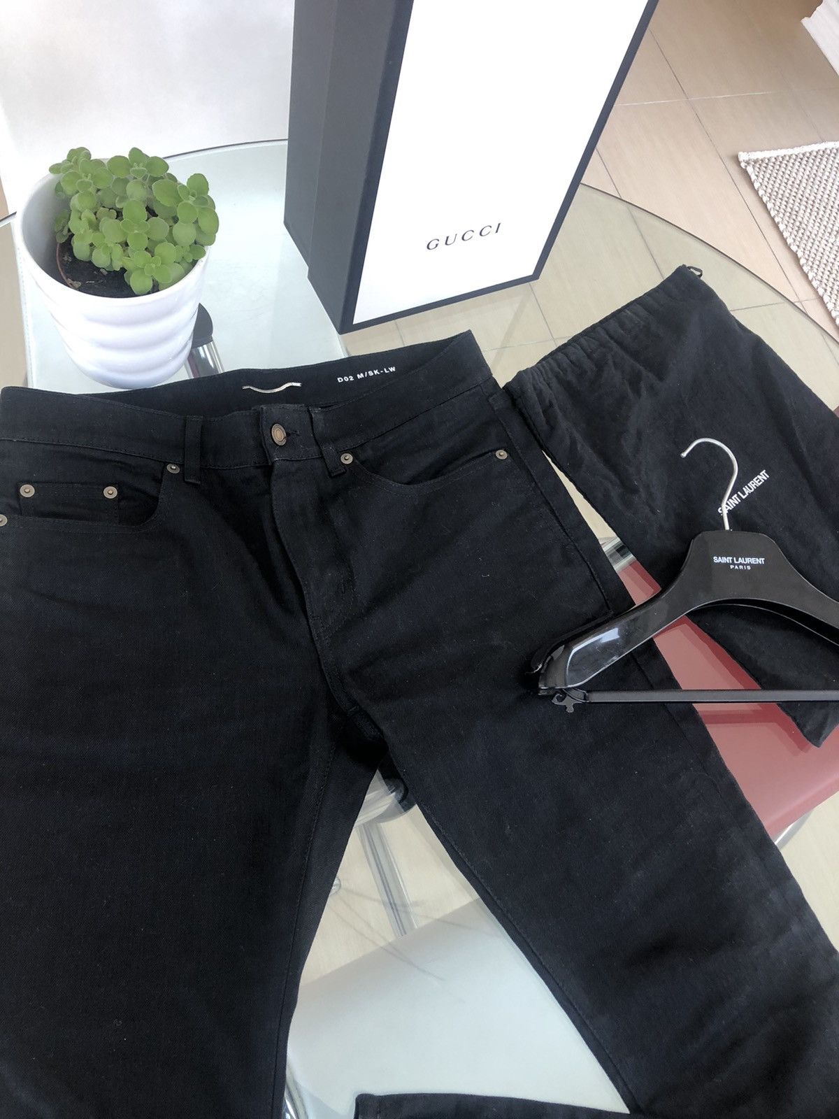 Saint Laurent Paris Saint Laurent Black D02 size 30 Size US 30 / EU 46 - 9 Thumbnail