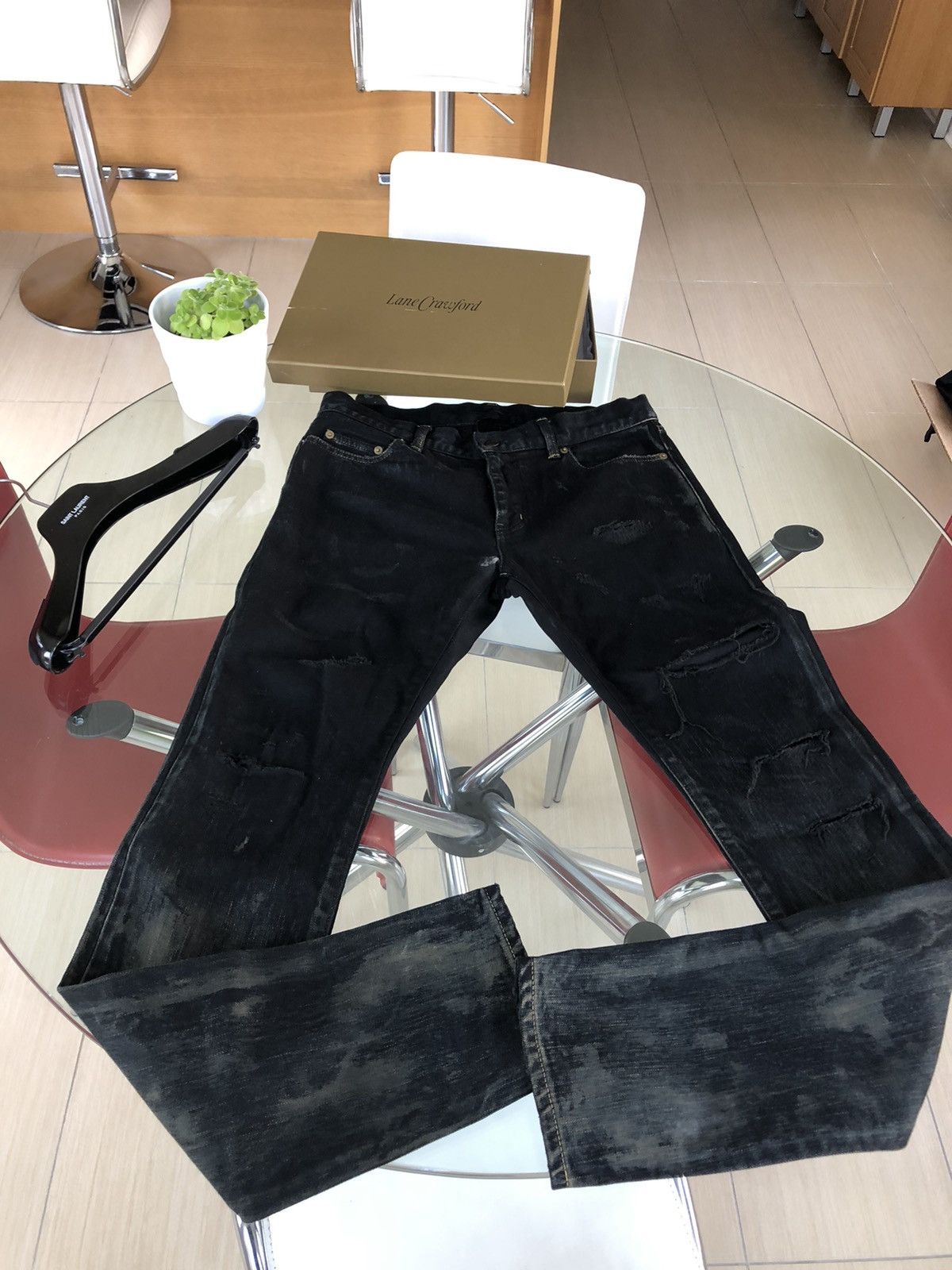 Hedi Slimane × Saint Laurent Paris Saint Laurent black oil stains denim size 30 Size US 30 / EU 46 - 2 Thumbnail
