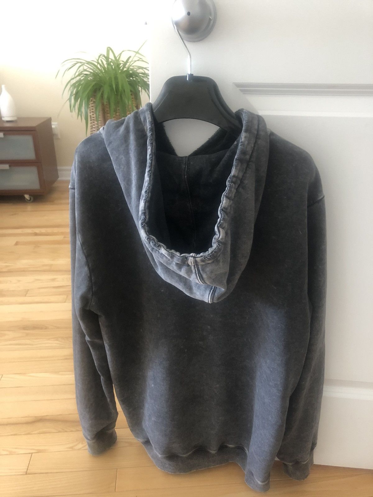 Hedi Slimane × Saint Laurent Paris Saint Laurent Grey Logo Hoodie size small Size US S / EU 44-46 / 1 - 13 Thumbnail