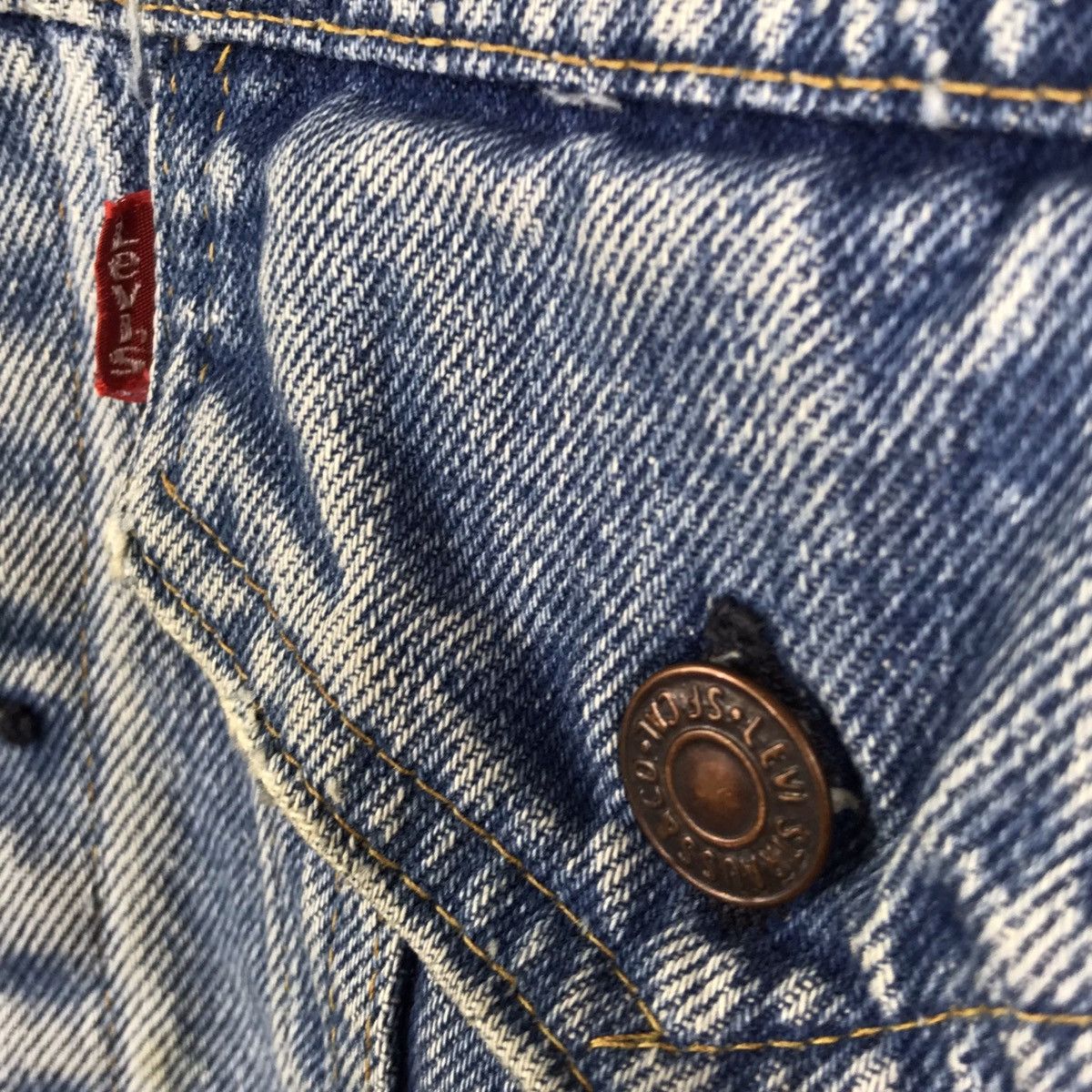 Levi's Vintage Levi's Usa Seasoned Denim Trucker Jacket Size US M / EU 48-50 / 2 - 7 Thumbnail